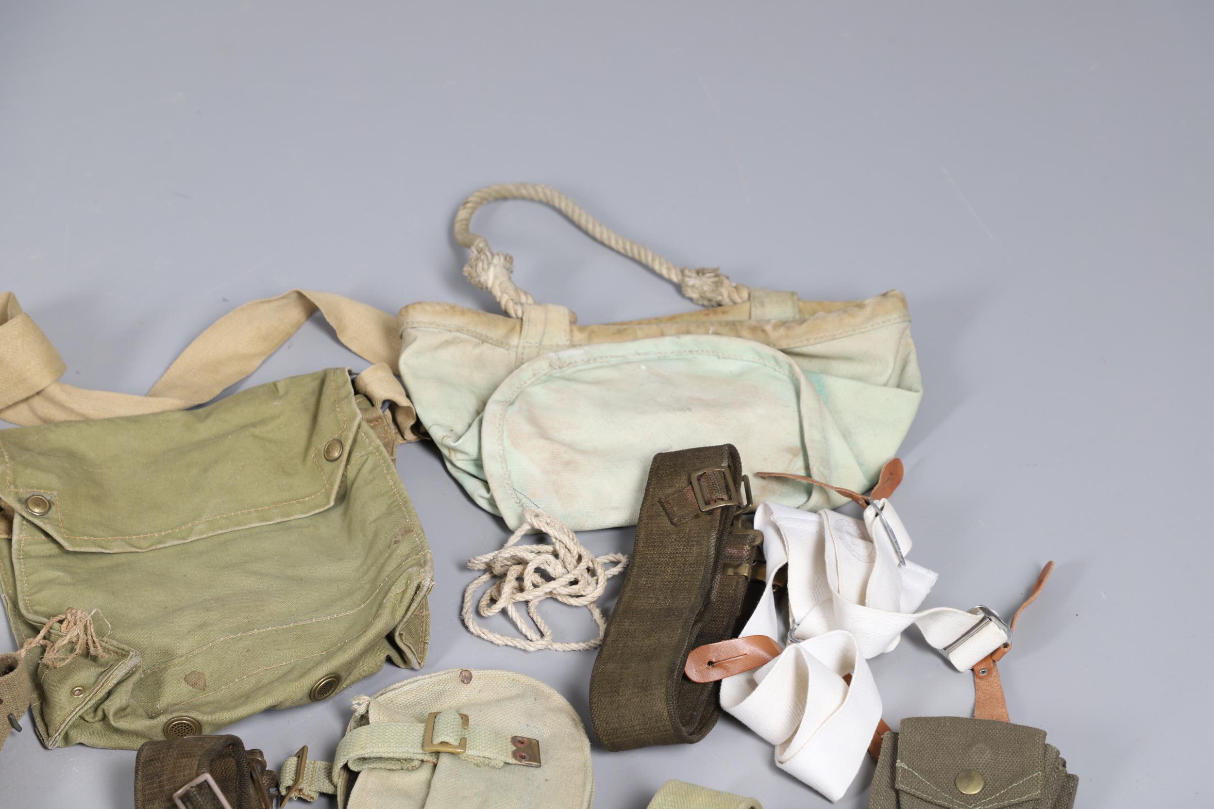 A LARGE COLLECTION OF SECOND WORLD WAR AND LATER WEBBING AND SIMILAR ITEMS. - Image 25 of 27