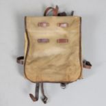 A SECOND WORLD WAR GERMAN 'HITLER YOUTH' TYPE BACK PACK.