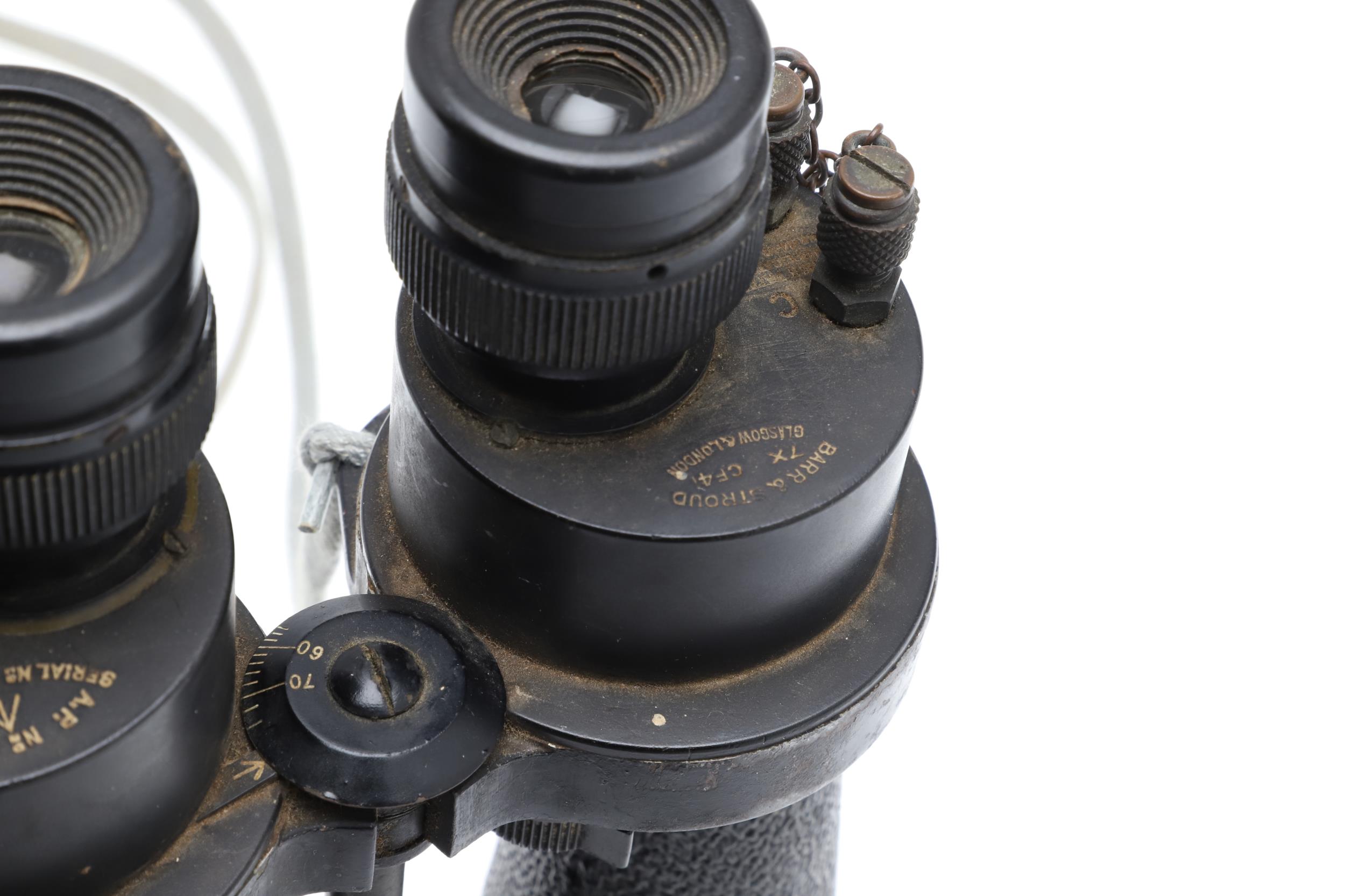 A PAIR OF SECOND WORLD WAR NAVAL BINOCULARS BY BARR AND STROUD. - Image 5 of 12