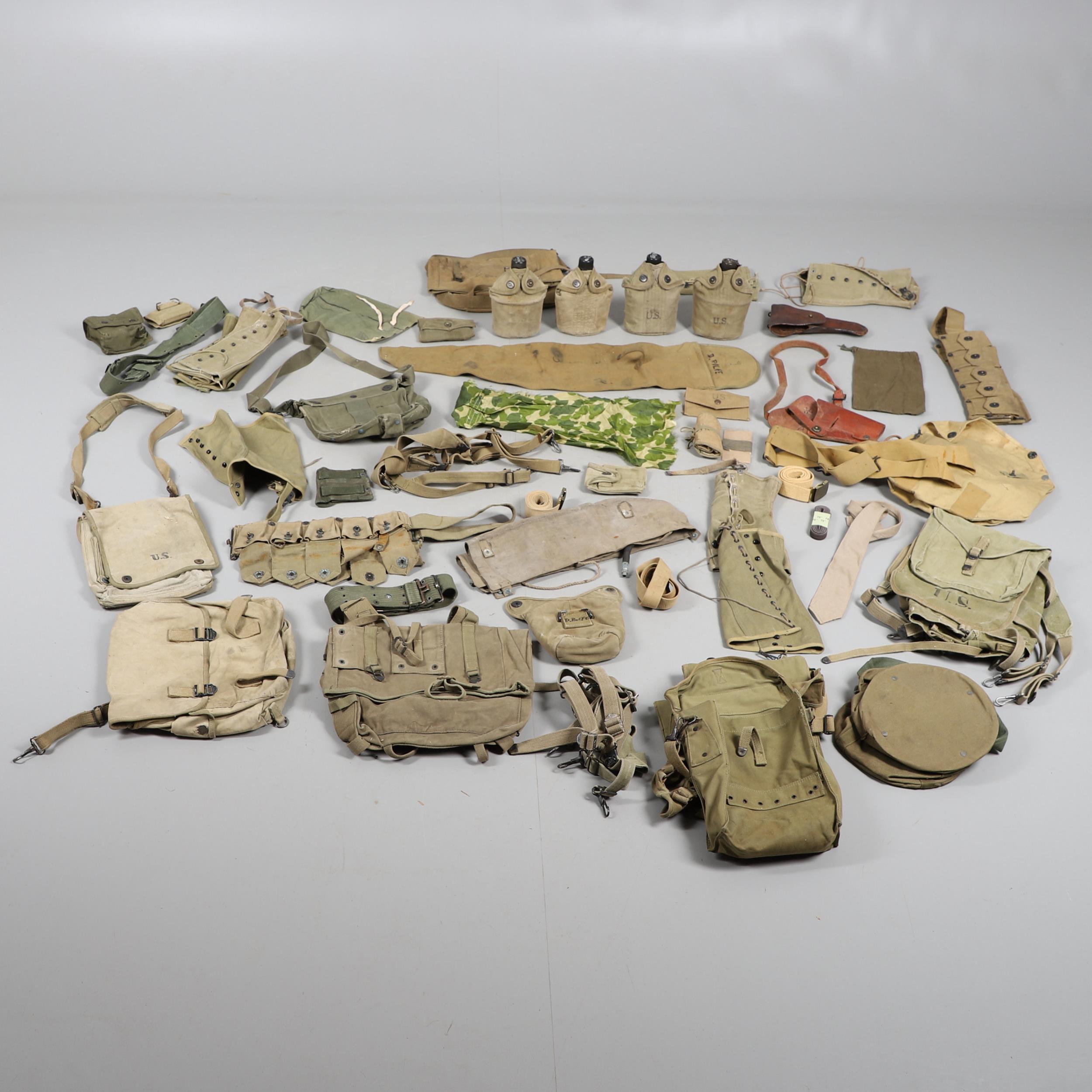 A COLLECTION OF SECOND WORLD WAR AND LATER AMERICAN WEBBING AND SIMILAR ITEMS.