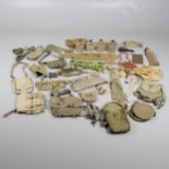 A COLLECTION OF SECOND WORLD WAR AND LATER AMERICAN WEBBING AND SIMILAR ITEMS.