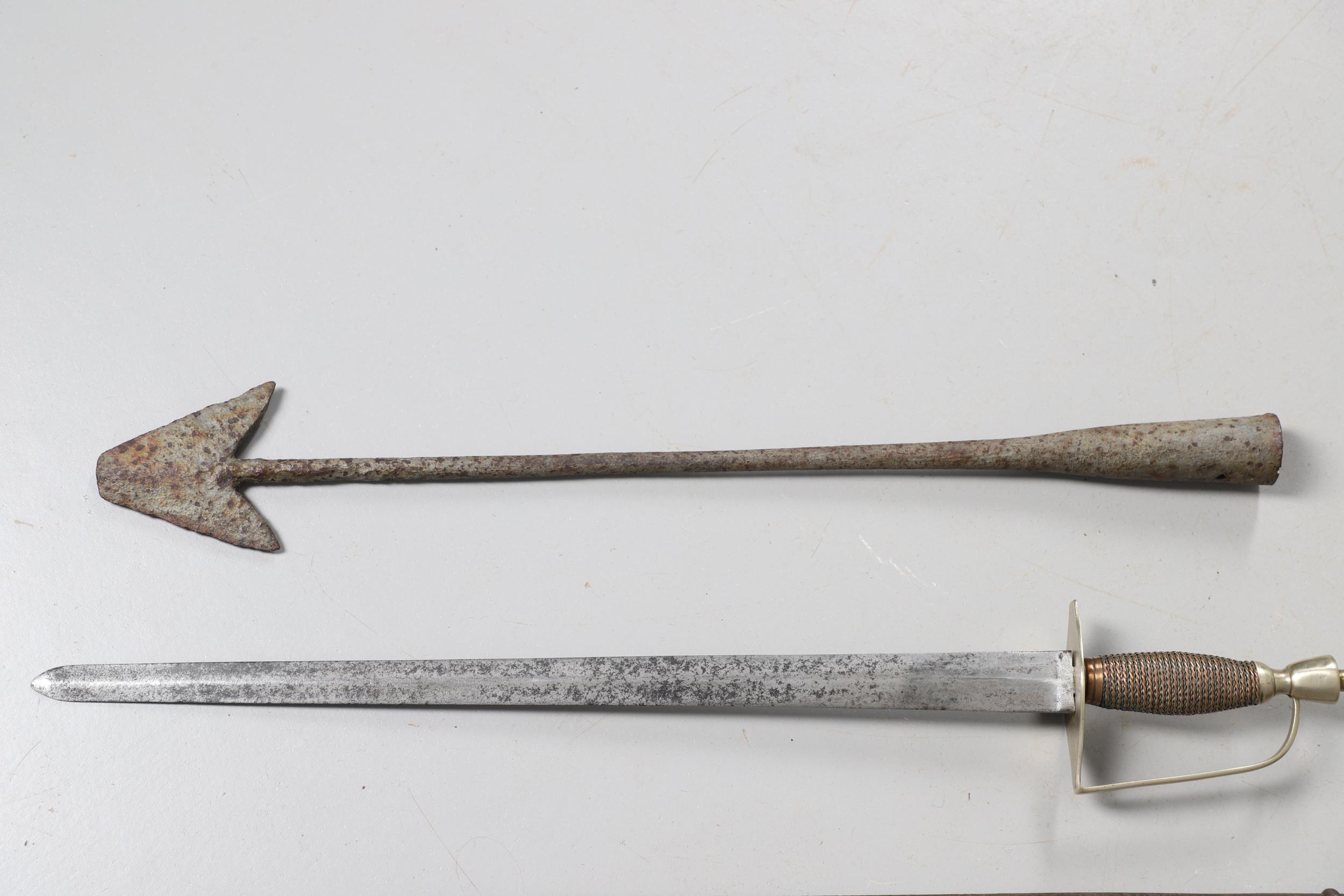 A 19TH CENTURY BELGIAN SMALL SWORD, ANOTHER SIMILAR AND A HARPOON POINT. - Image 5 of 15