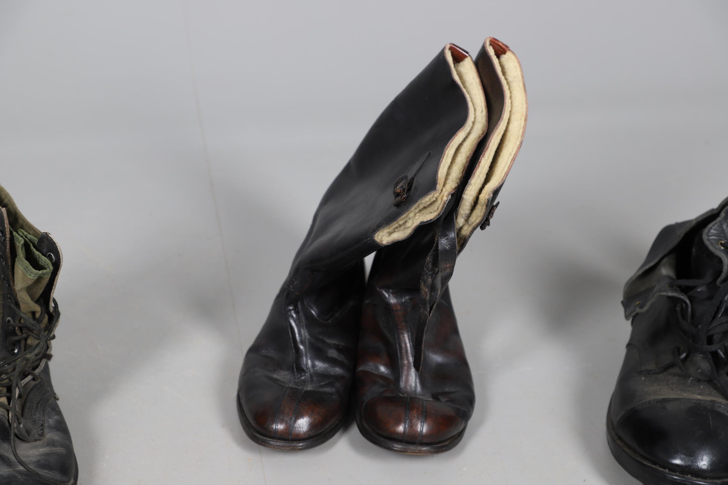 A COLLECTION OF MILITARY TYPE BOOTS TO INCLUDE A PAIR OF GERMAN TYPE BOOTS. - Image 4 of 14