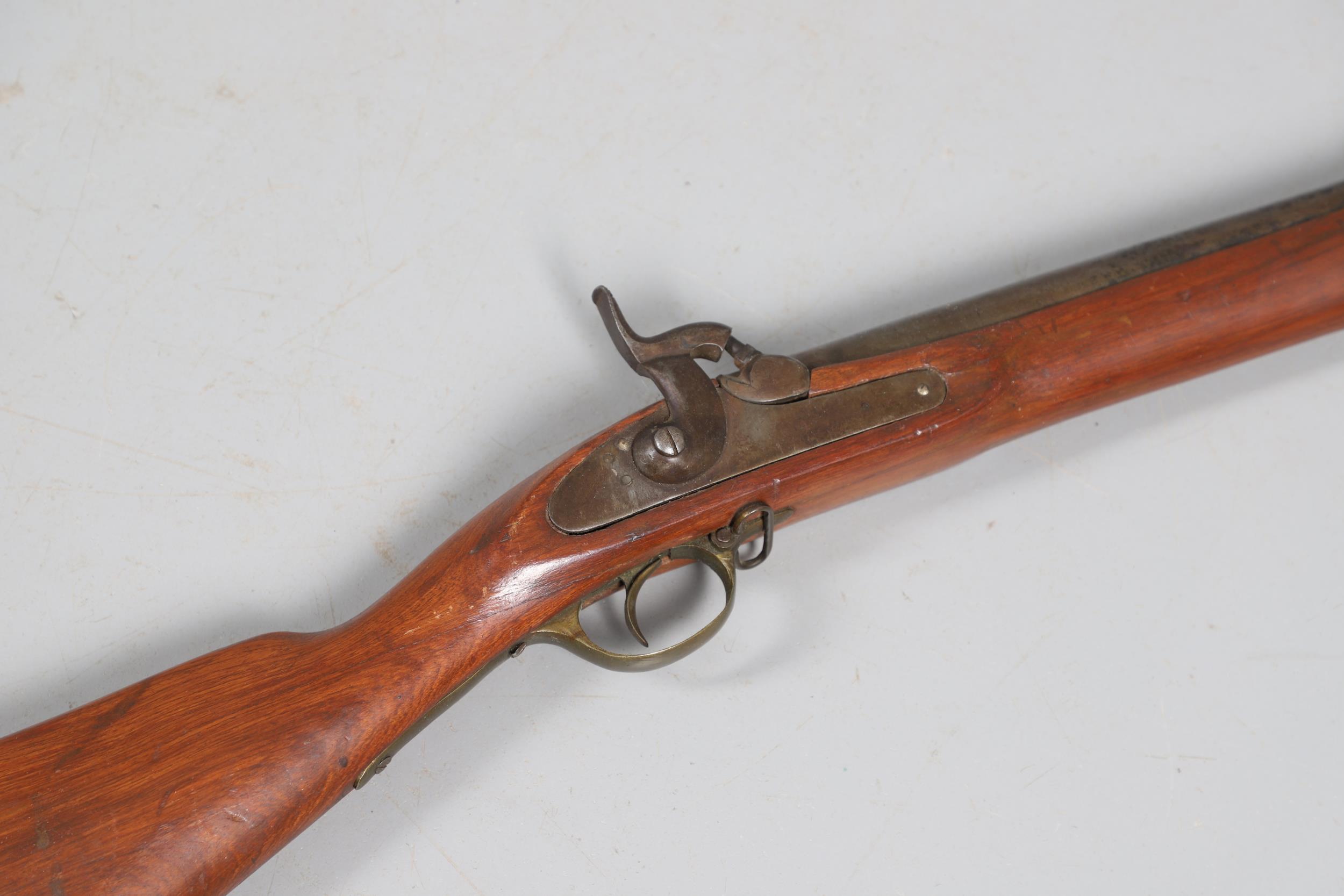 AN 1856 PATTERN PERCUSSION FIRING RIFLE. - Bild 5 aus 14