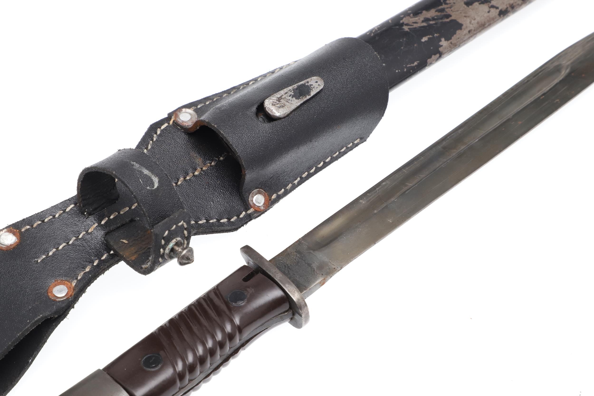 TWO SECOND WORLD WAR GERMAN K98 MAUSER BAYONET AND SCABBARDS. - Image 9 of 20