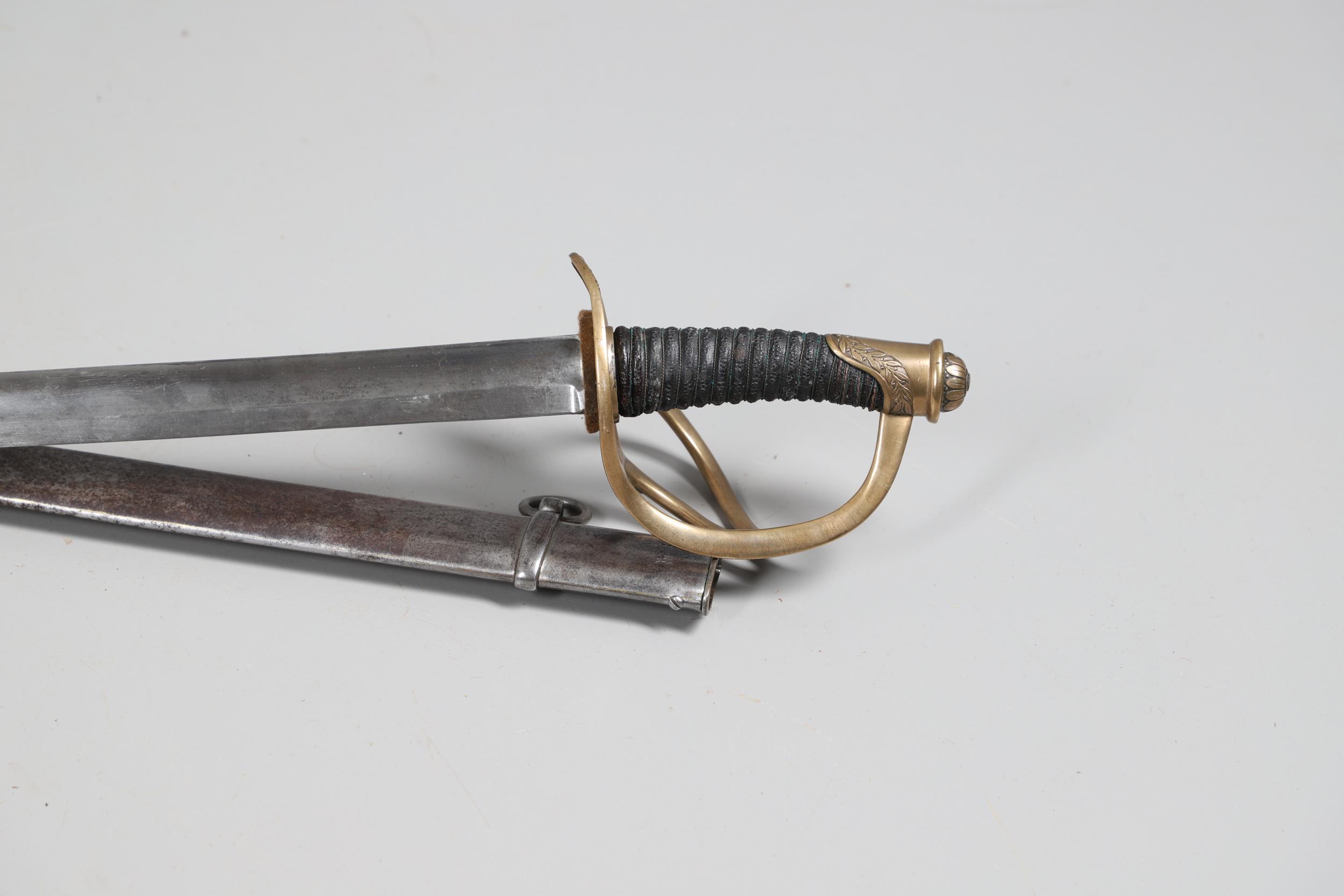 A NAPOLEONIC FRENCH HEAVY CAVALRY CUIRASSIER SWORD AND SCABBARD. - Image 12 of 12