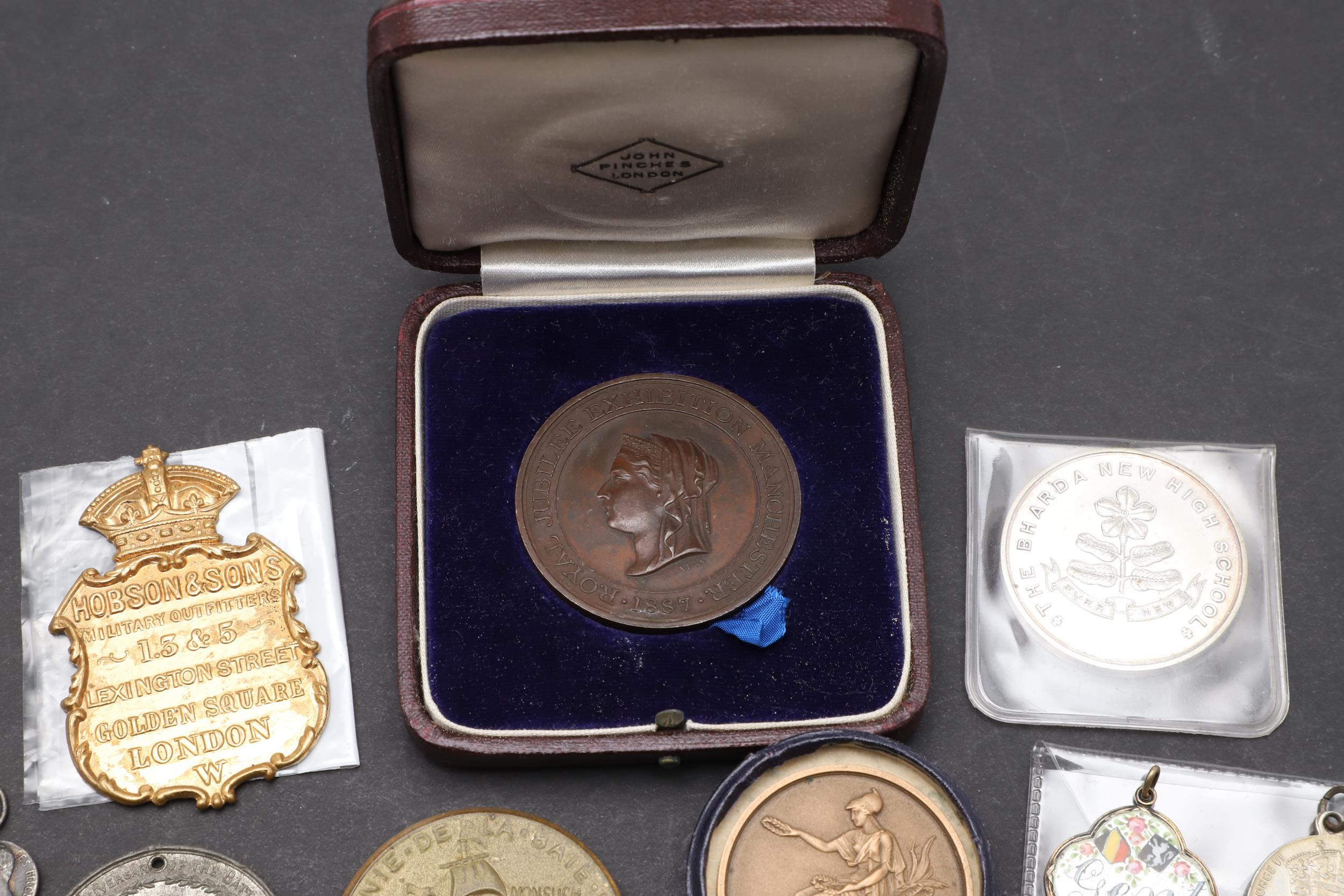 A COLLECTION OF COMMEMORATIVE AND SPORTING MEDALS. - Image 5 of 15