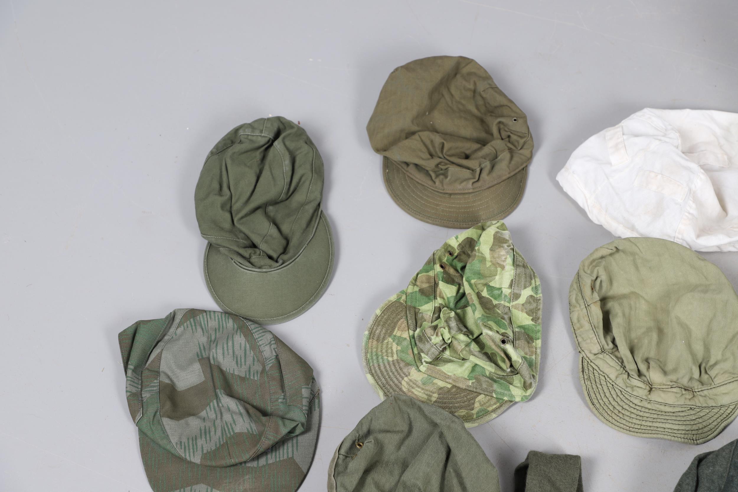 AN EXTENSIVE COLLECTION OF MILITARY UNIFORM CAPS, BERETS AND OTHER ITEMS. SECOND WORLD WAR AND LATER - Image 4 of 17