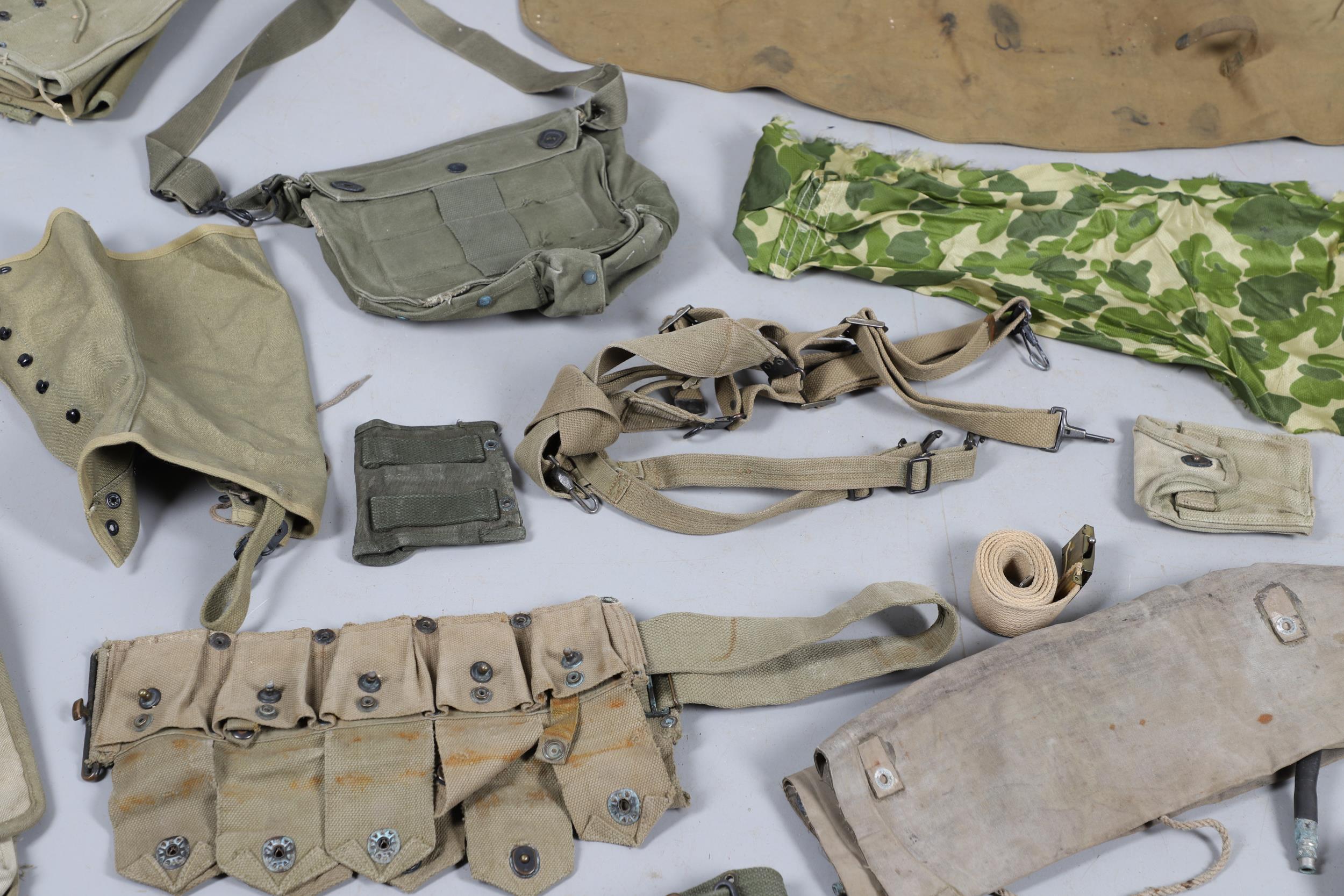 A COLLECTION OF SECOND WORLD WAR AND LATER AMERICAN WEBBING AND SIMILAR ITEMS. - Image 23 of 29