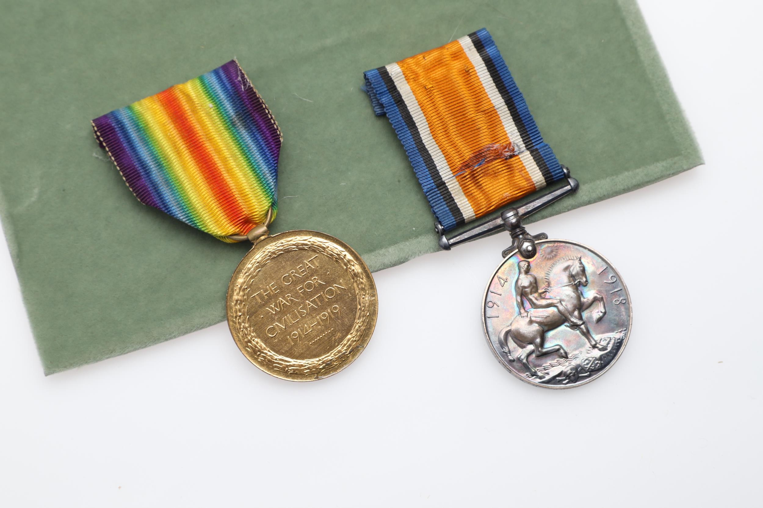 A FIRST WORLD WAR PAIR TO THE SERVICE CORPS AND FIVE INDIVIDUAL MEDALS. - Bild 2 aus 10