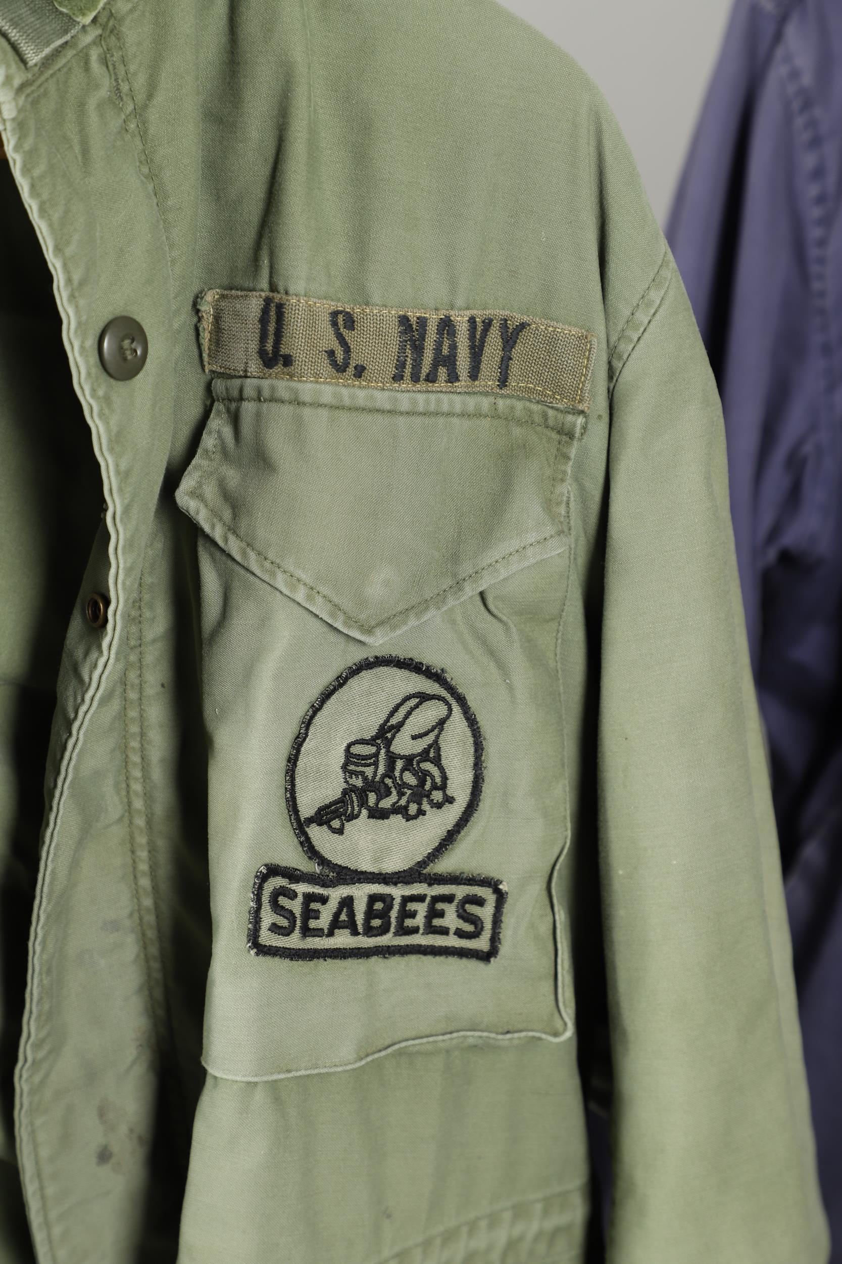 AN AMERICAN ARMY M65 FIELD COAT AND OTHERS. - Image 3 of 15