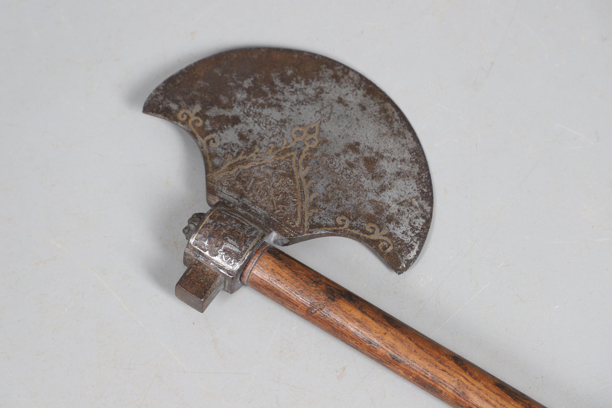 A SUBSTANTIAL PERSIAN OR OTTOMAN TWO HANDLED AXE. - Image 6 of 11