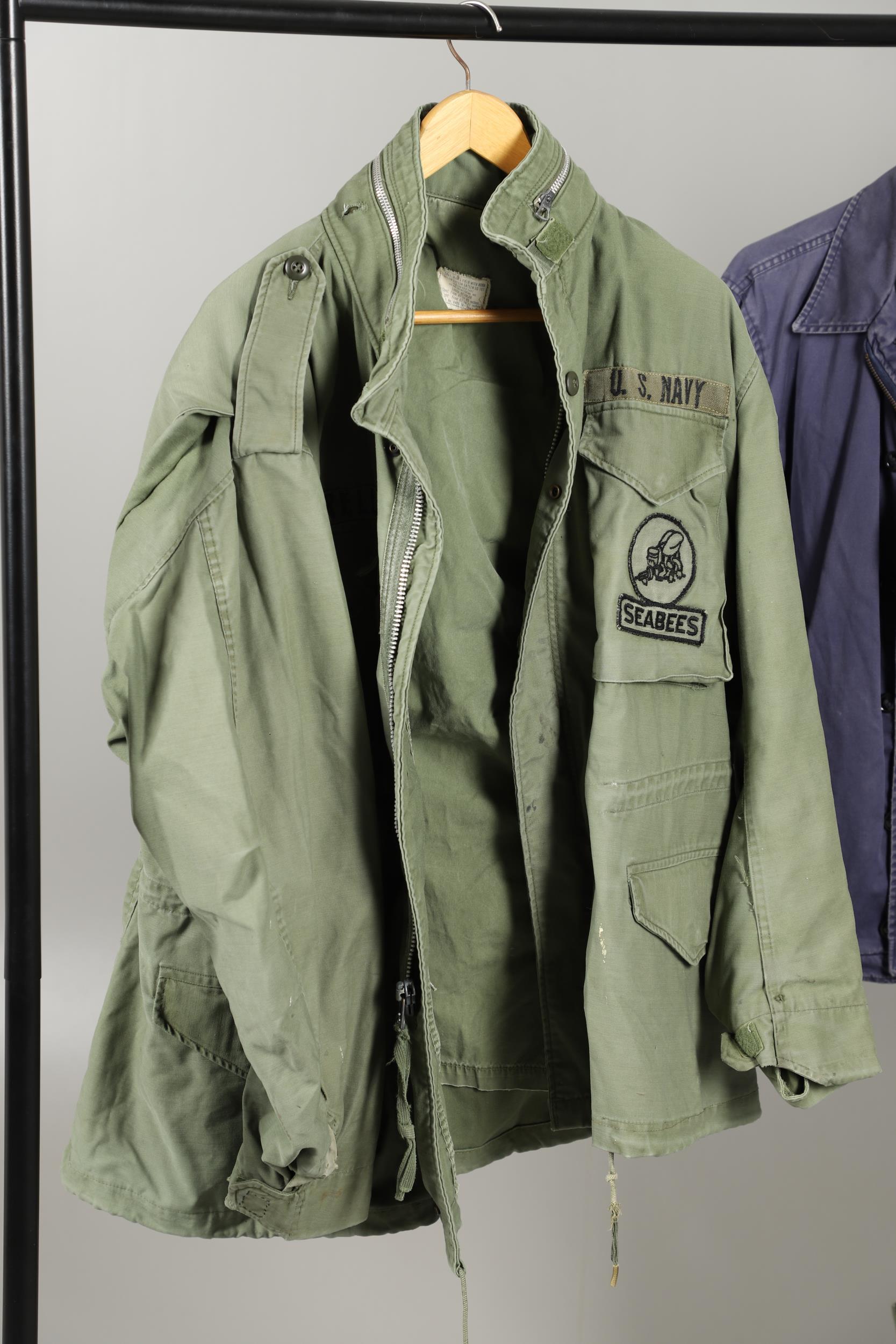 AN AMERICAN ARMY M65 FIELD COAT AND OTHERS. - Image 2 of 15