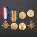 A COLLECTION OF FIRST WORLD WAR MEDALS COMPRISING TWO STARS AND FOUR VICTORY MEDALS INCLUDING A CASU
