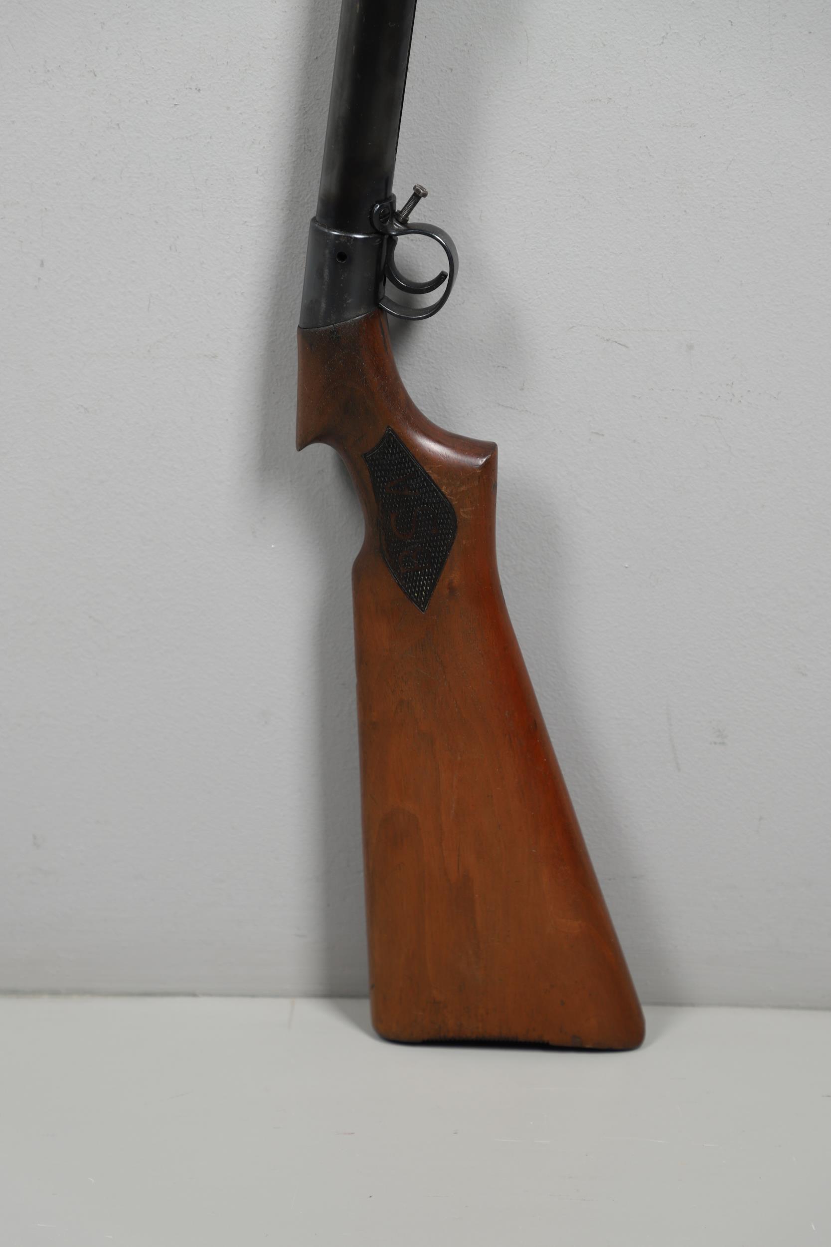 AN UNUSUAL .177 BSA CLUB AIR RIFLE. - Bild 4 aus 8