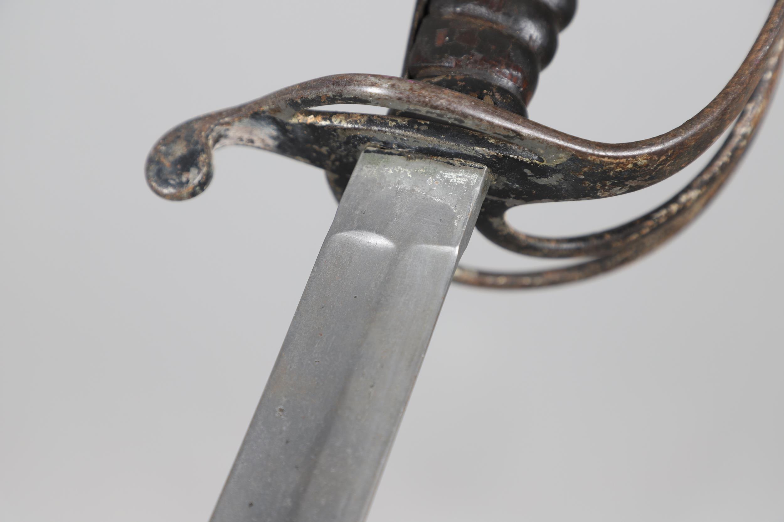 AN 1822 PATTERN LIGHT CAVALRY TROOPERS SWORD. - Image 4 of 12