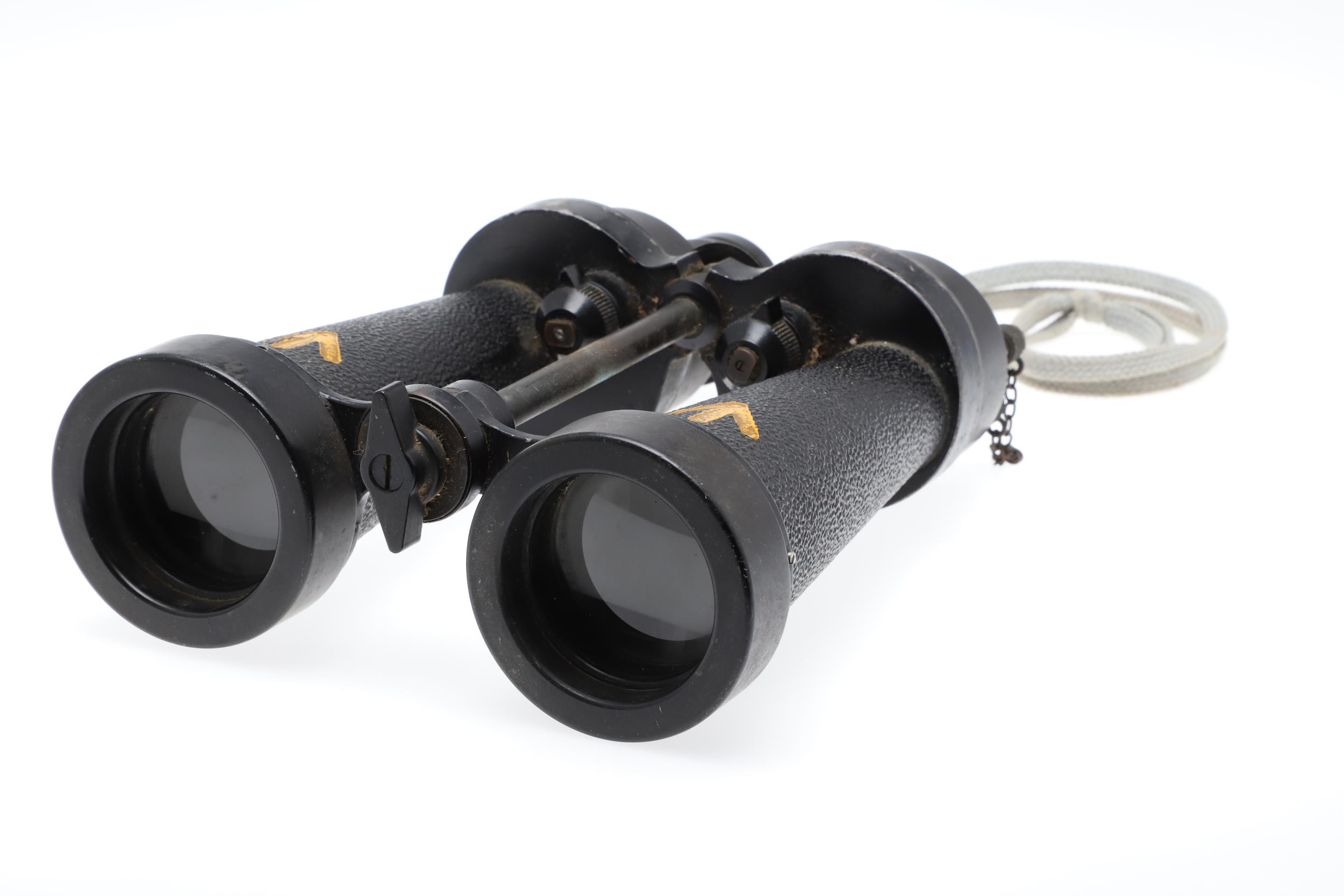 A PAIR OF SECOND WORLD WAR NAVAL BINOCULARS BY BARR AND STROUD. - Image 9 of 12
