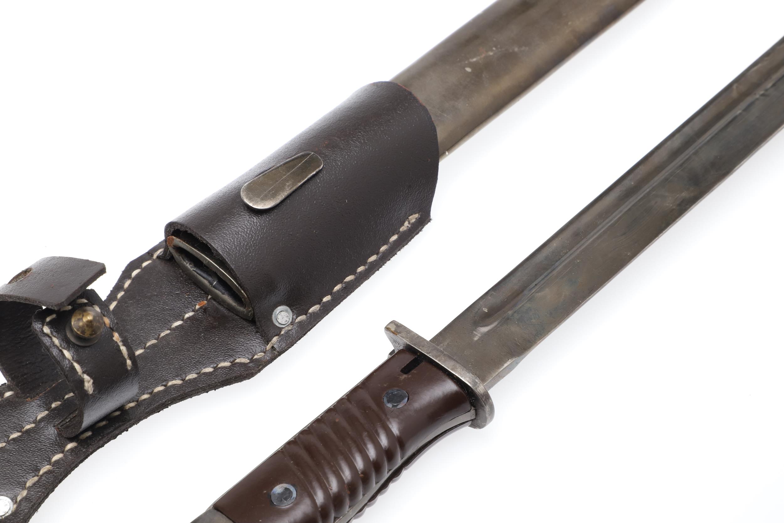 TWO SECOND WORLD WAR GERMAN K98 MAUSER BAYONET AND SCABBARDS. - Image 6 of 20