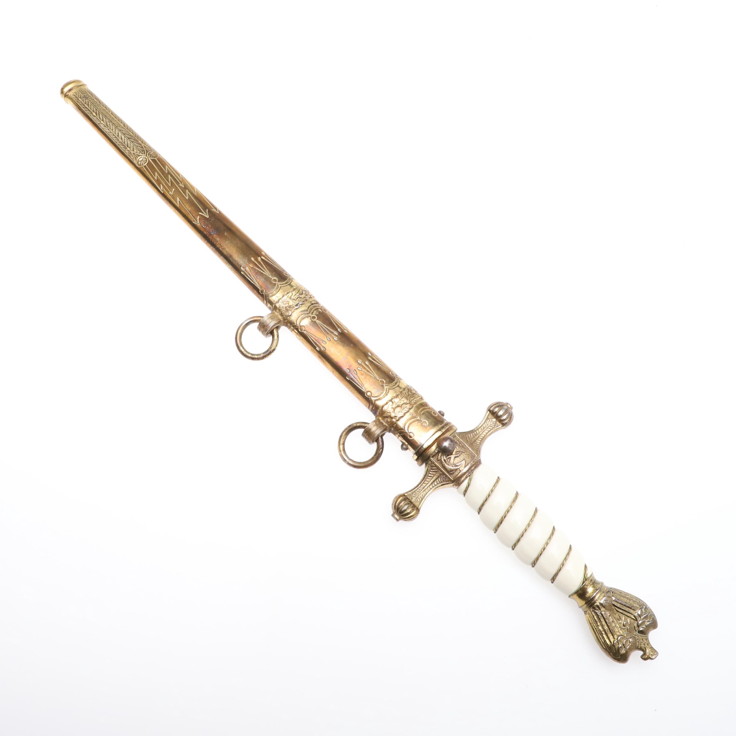 A SECOND WORLD WAR GERMAN KRIEGSMARINE DAGGER. - Image 10 of 10