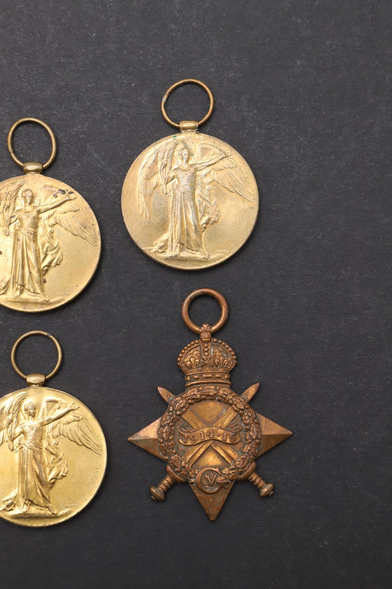 A COLLECTION OF FIRST WORLD WAR MEDALS COMPRISING TWO STARS AND FOUR VICTORY MEDALS INCLUDING A CASU - Image 5 of 7