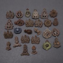 A COLLECTION OF SECOND WORLD WAR ECONOMY ISSUE CAP AND OTHER BADGES.