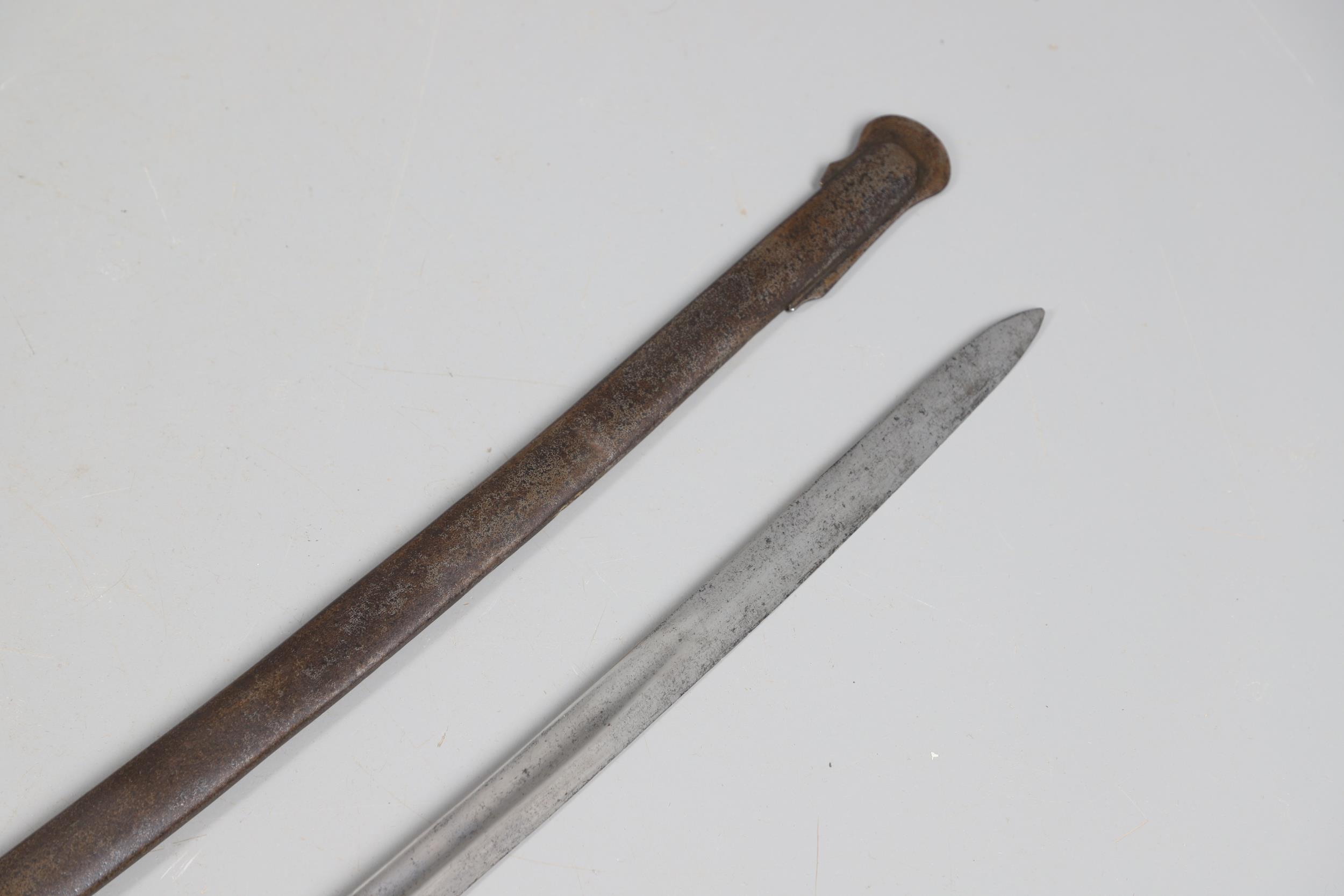 A FIRST WORLD WAR TURKISH CAVALRY OFFICER'S SABRE AND SCABBARD. - Image 5 of 15