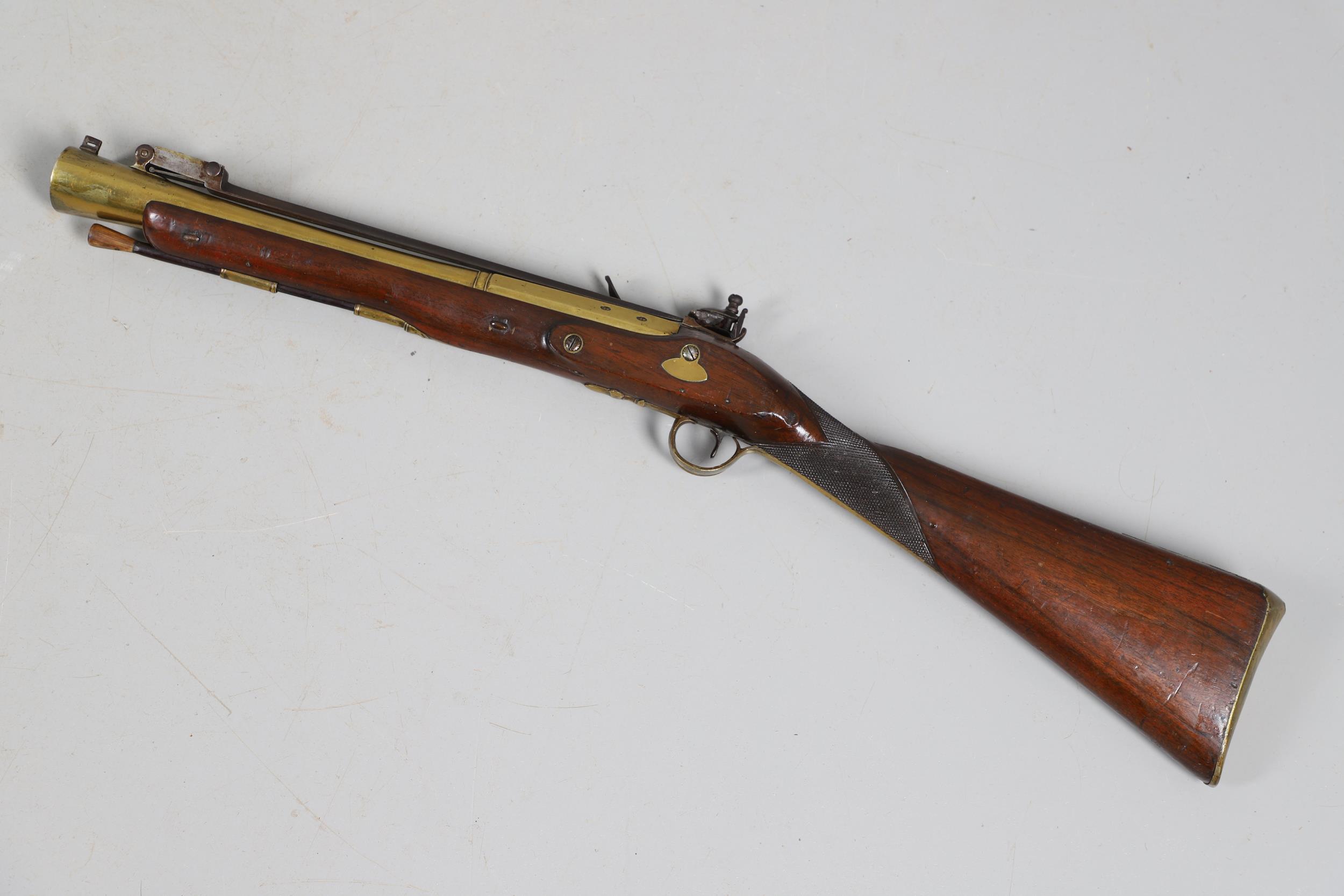 AN EARLY 19TH CENTURY BLUNDERBUSS MARKED FOR UTTING OF LONDON. - Image 9 of 15