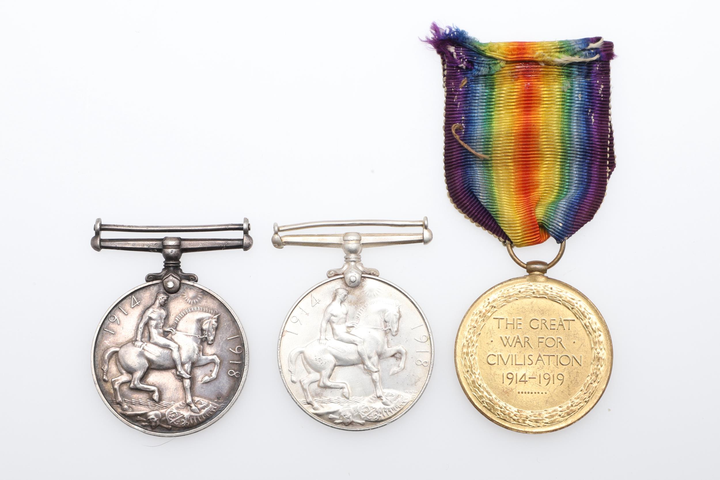 A FIRST WORLD WAR PAIR TO THE SERVICE CORPS AND FIVE INDIVIDUAL MEDALS. - Bild 9 aus 10