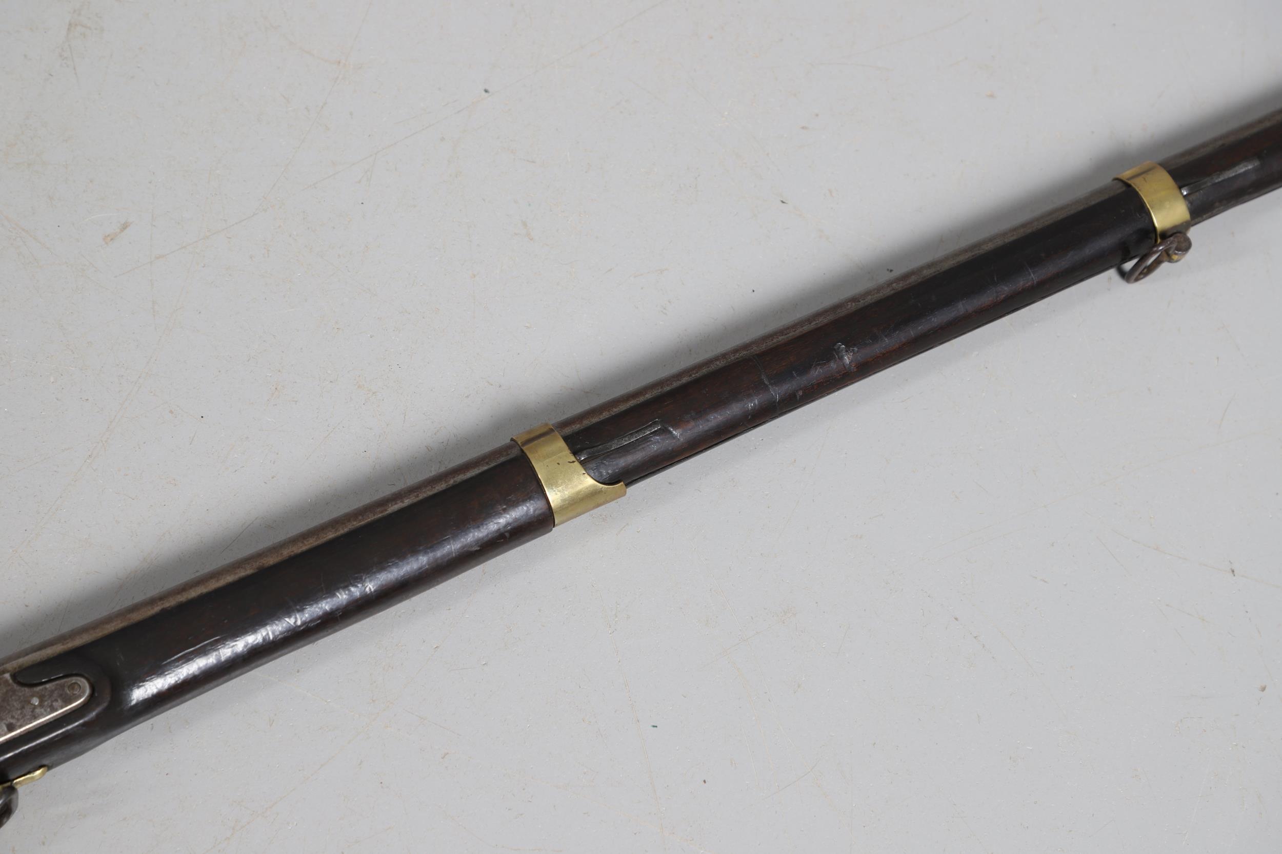AN UNUSUAL MID 19TH CENTURY BAVARIAN ROYAL ARMY CADET'S PERCUSSION MUSKET. - Image 7 of 13
