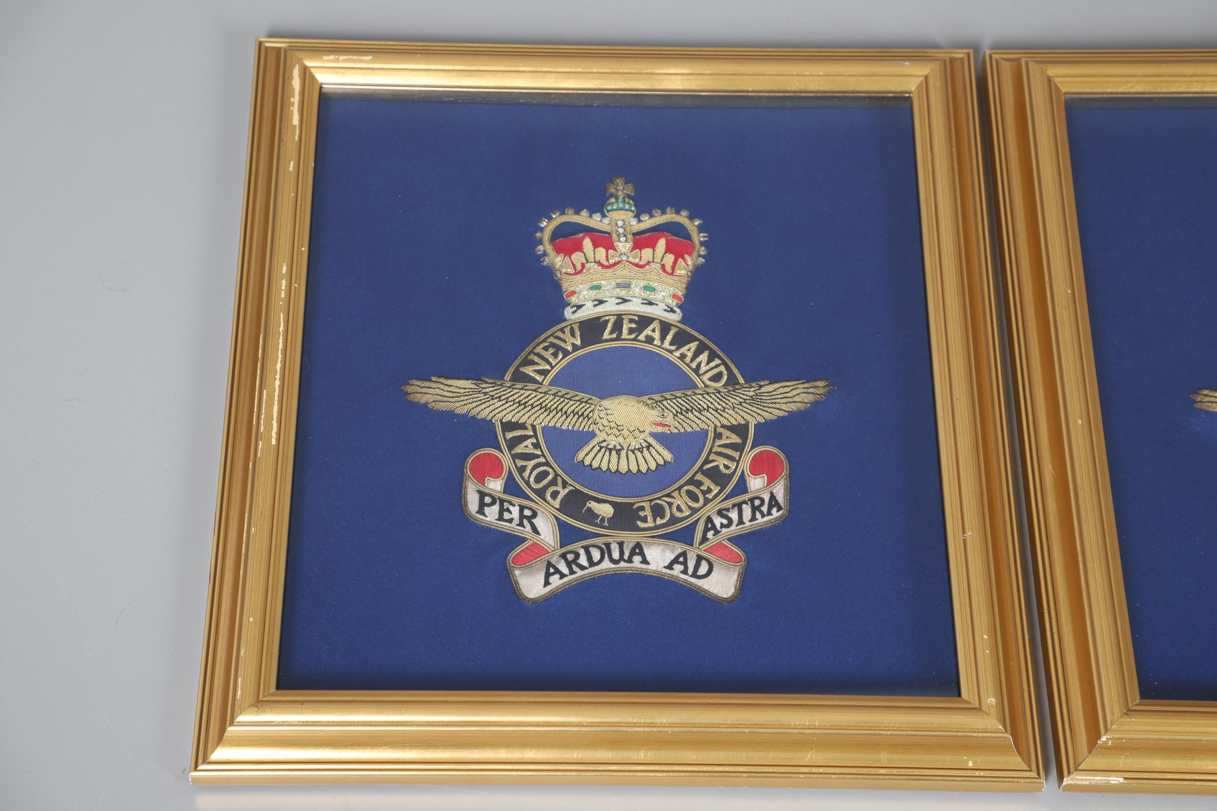 A COLLECTION OF FRAMED NEEDLEWORK MILITARY AND ROYAL CRESTS. - Image 2 of 16