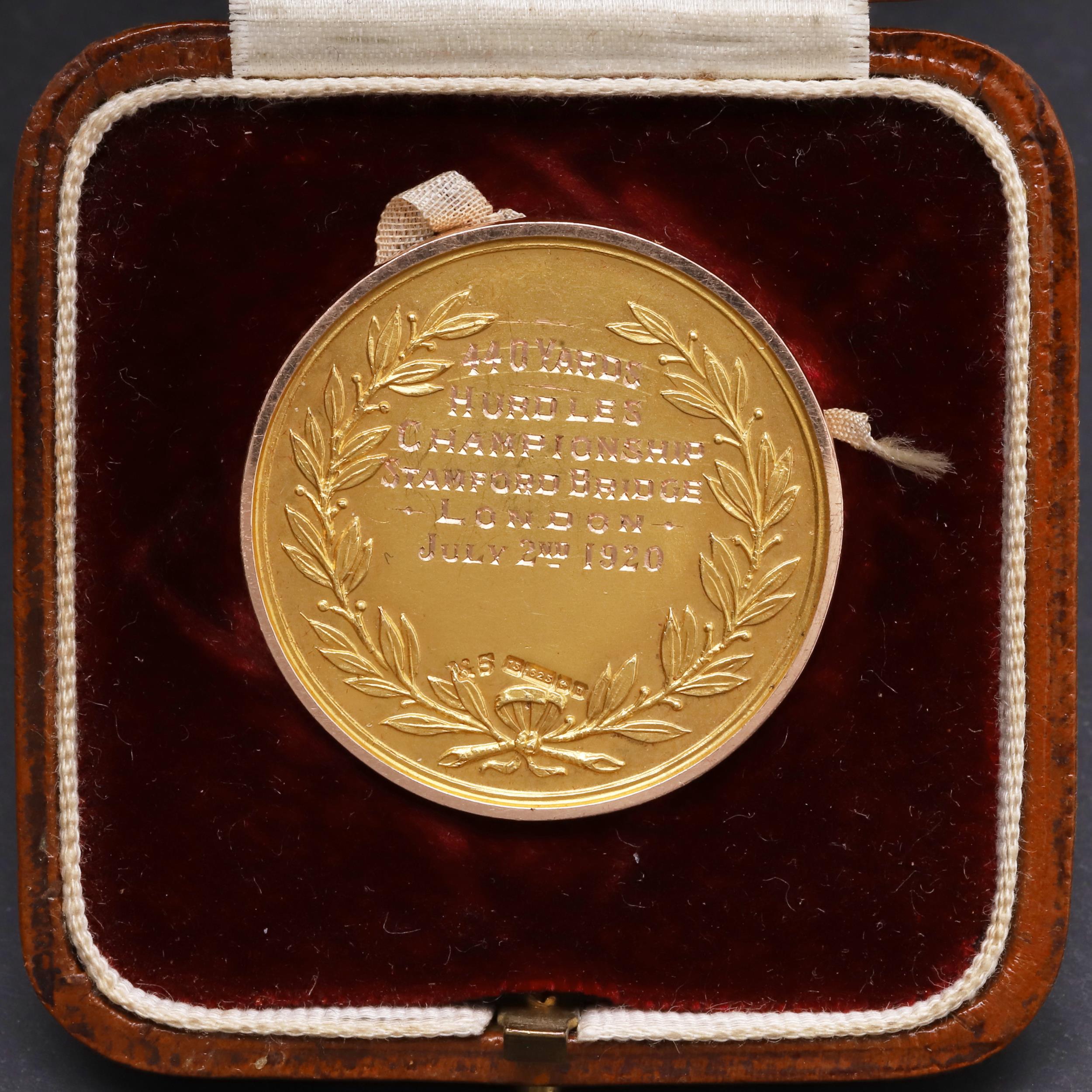 AN AMATEUR ATHLETICS ASSOCIATION GOLD MEDAL, 1920. - Bild 3 aus 5