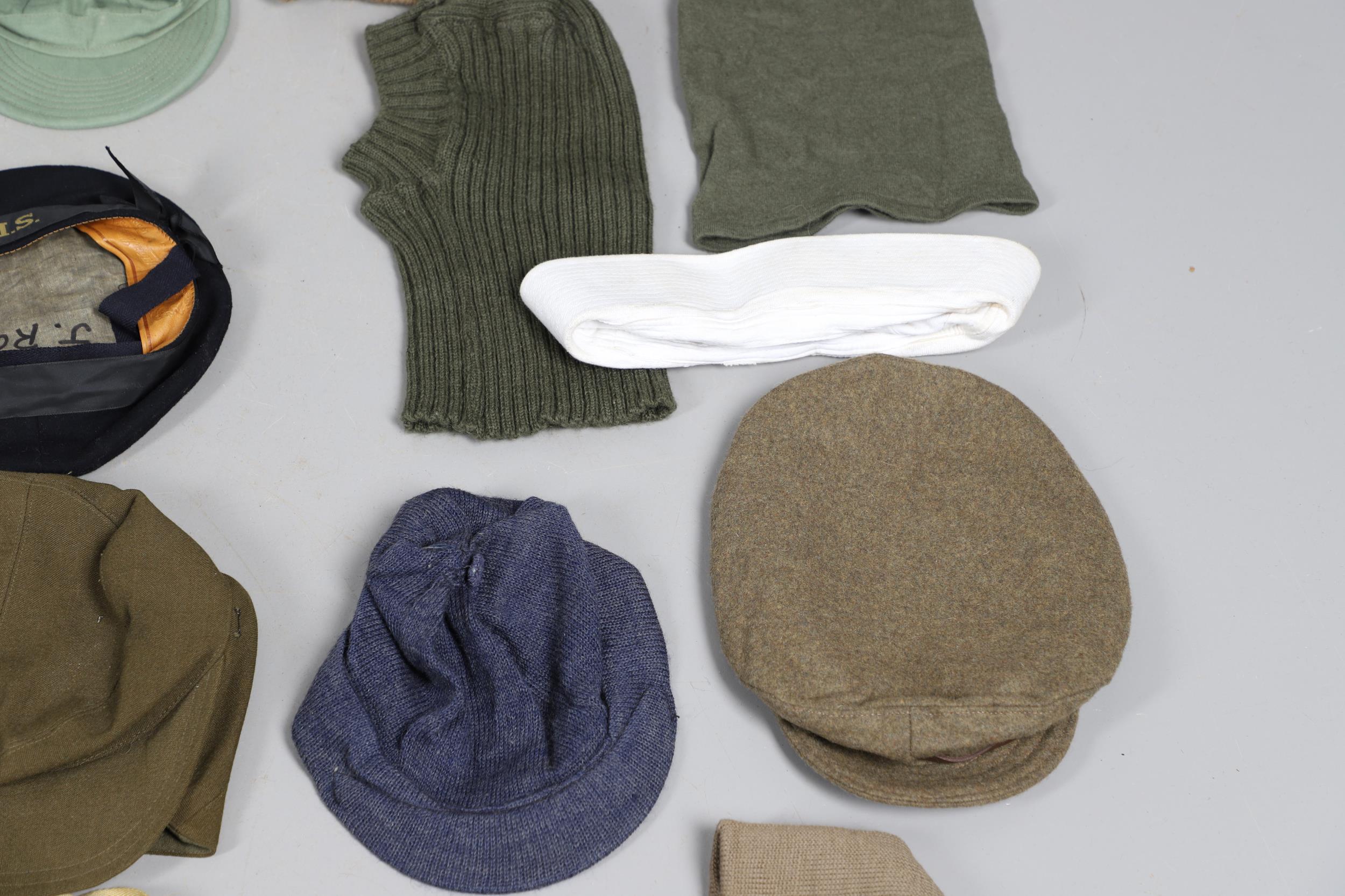 AN EXTENSIVE COLLECTION OF MILITARY UNIFORM CAPS, BERETS AND OTHER ITEMS. SECOND WORLD WAR AND LATER - Image 13 of 17