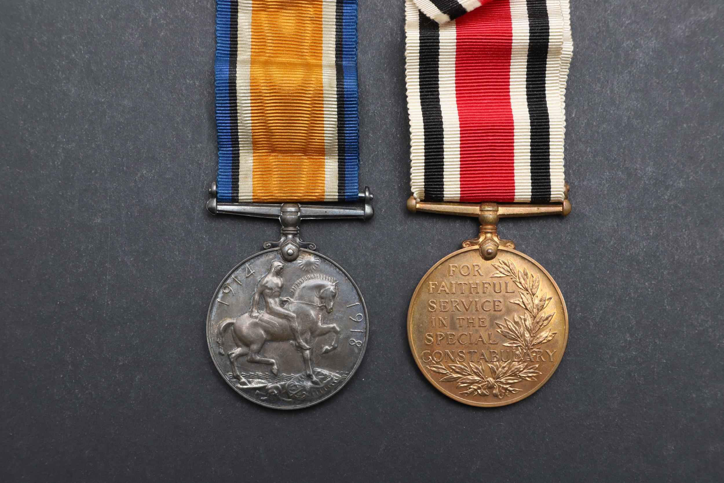 A COLLECTION OF MEDALS TO THE HOGG FAMILY AND OTHERS TO INCLUDE AN MBE GROUP OF FOUR. - Bild 10 aus 10