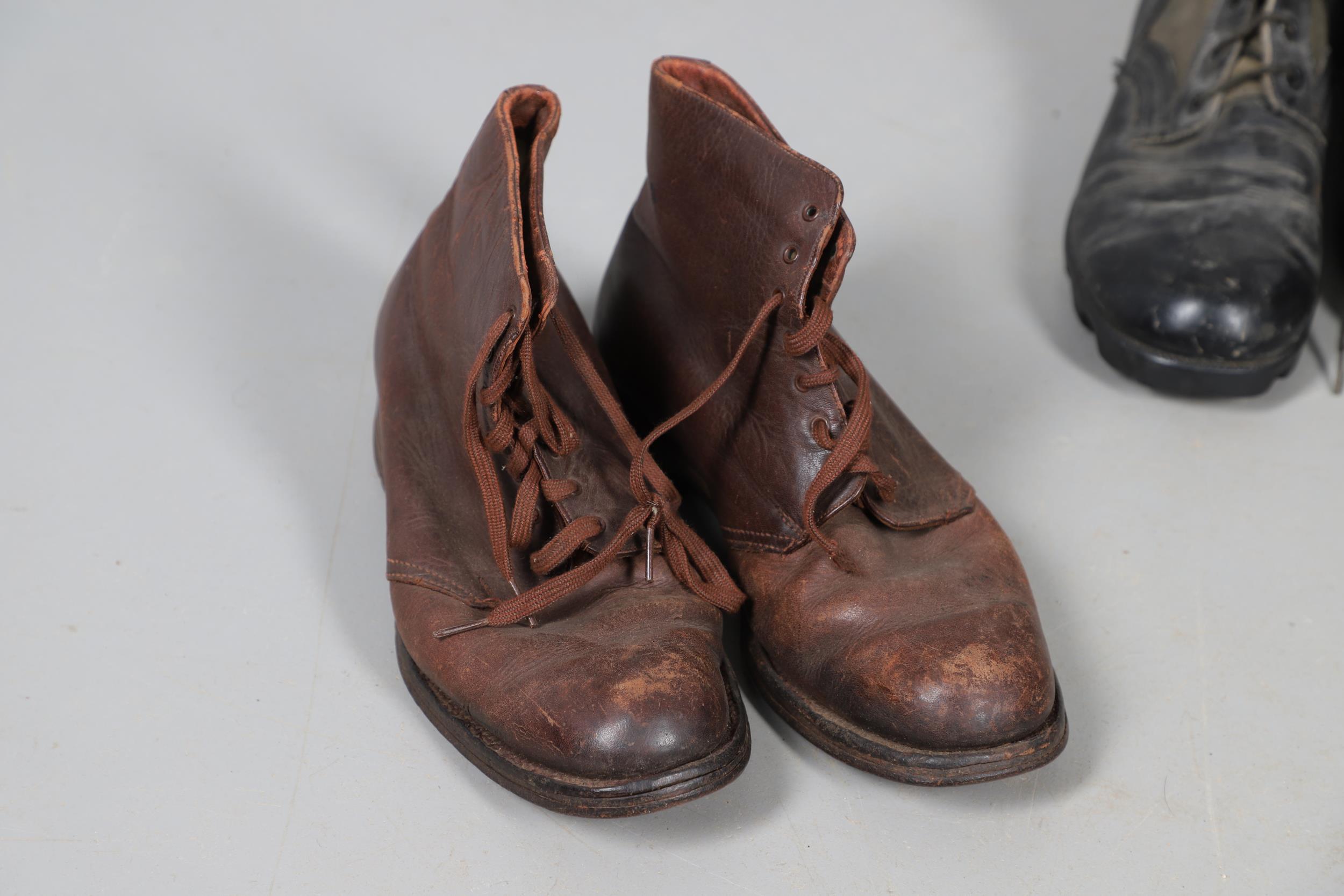 A COLLECTION OF MILITARY TYPE BOOTS TO INCLUDE A PAIR OF GERMAN TYPE BOOTS. - Image 2 of 14
