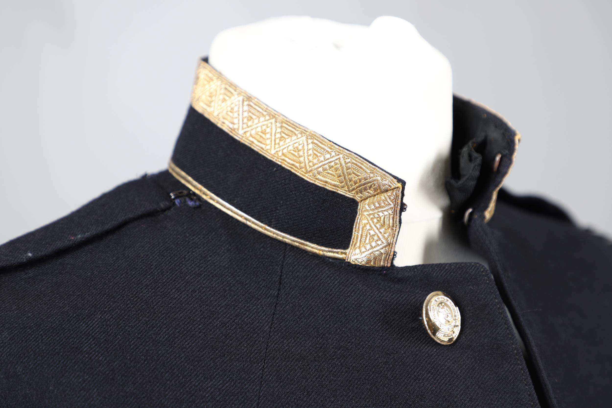 A POST SECOND WORLD WAR MESS JACKET AND BLUES UNIFORM FOR THE 15/19TH HUSSARS. - Image 3 of 34