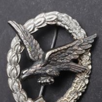 A SECOND WORLD WAR GERMAN LUFTWAFFE AIR GUNNER'S BADGE.