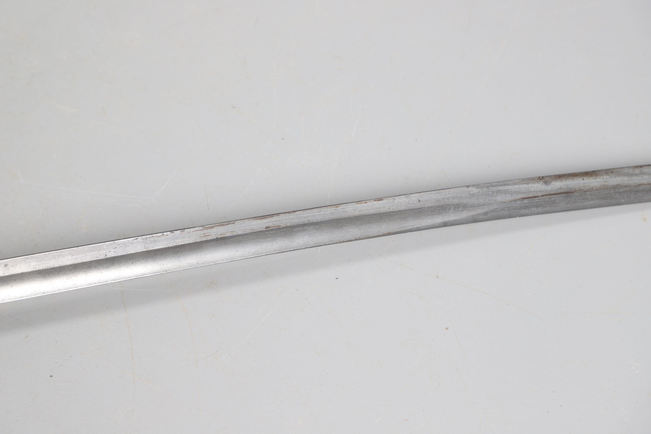AN 1822 PATTERN LIGHT CAVALRY TROOPERS SWORD. - Image 11 of 12