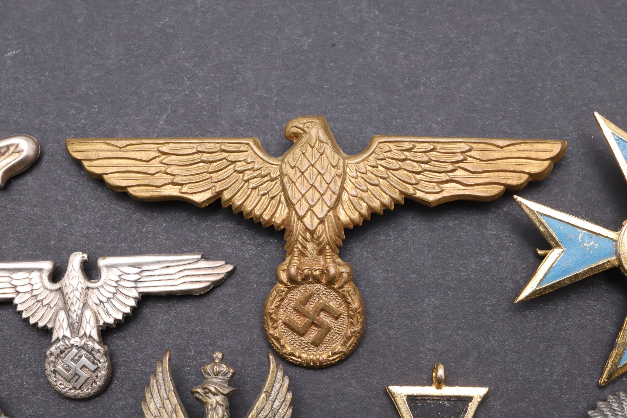 A SECOND WORLD WAR GERMAN MARKSMAN'S BADGE AND OTHERS SIMILAR. - Image 4 of 10