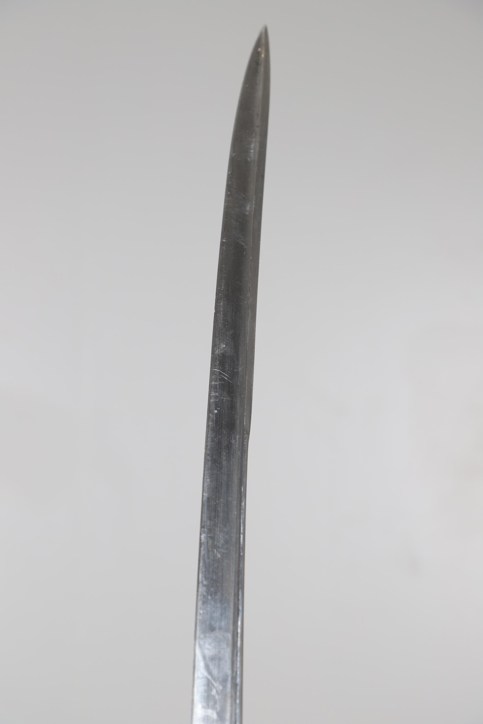 A GEORGE IV 1822 PATTERN HEAVY CAVALRY PATTERN SWORD BY ANDREWS OF PALL MALL. - Image 9 of 12