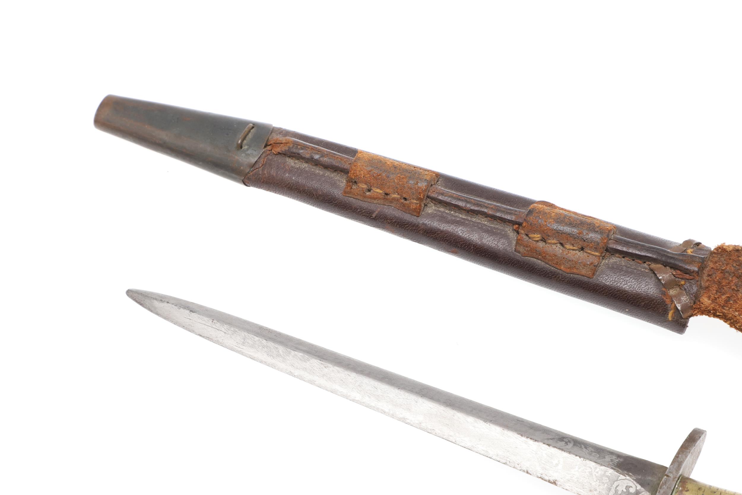 A WILKINSON SWORD FAIRBAIRN SYKES FIGHTING KNIFE. SIMILAR TO SECOND PATTERN. - Image 6 of 10