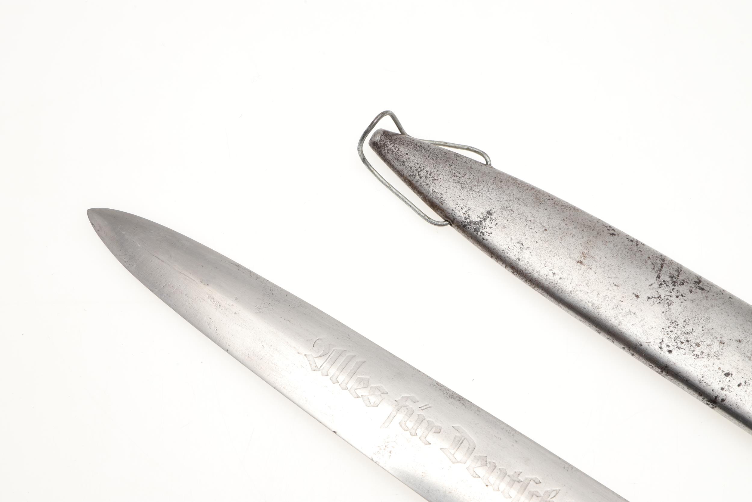 A SECOND WORLD WAR GERMAN SA DAGGER AND SCABBARD. - Bild 8 aus 8