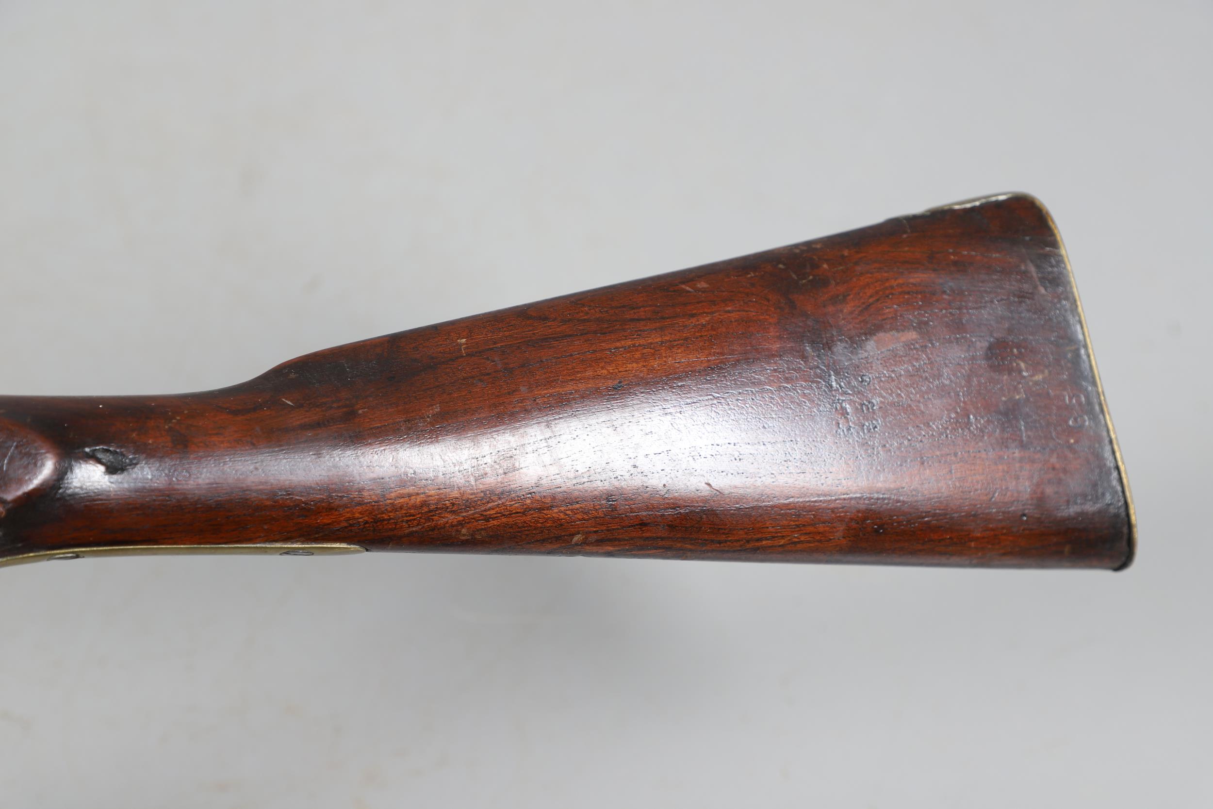 A 19TH CENTURY ENFIELD TYPE PERCUSSION FIRING RIFLE AND ANOTHER SIMILAR. - Image 10 of 23