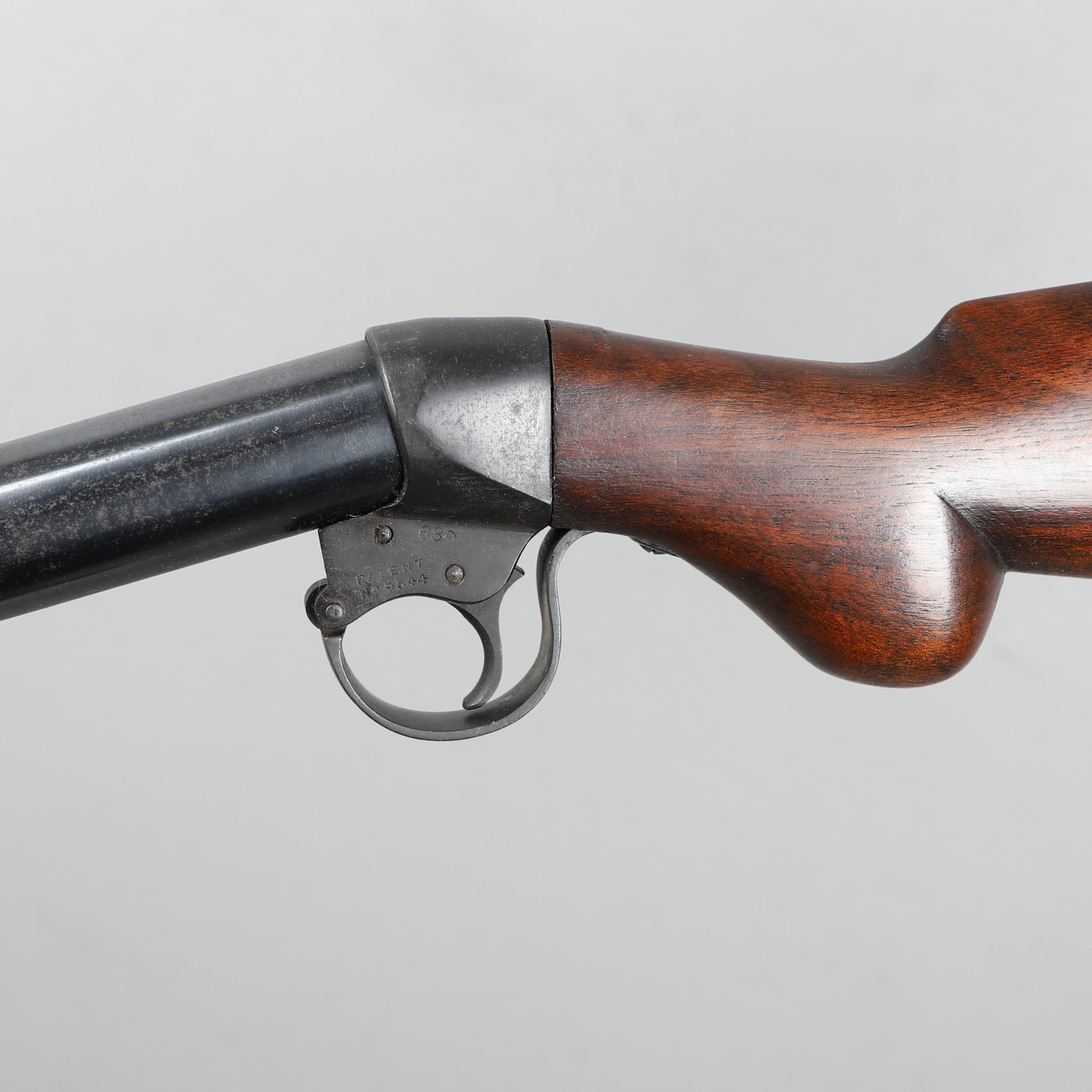 AN EARLY 20TH CENTURY LANES MUSKETEER 177 AIR RIFLE. - Image 6 of 8