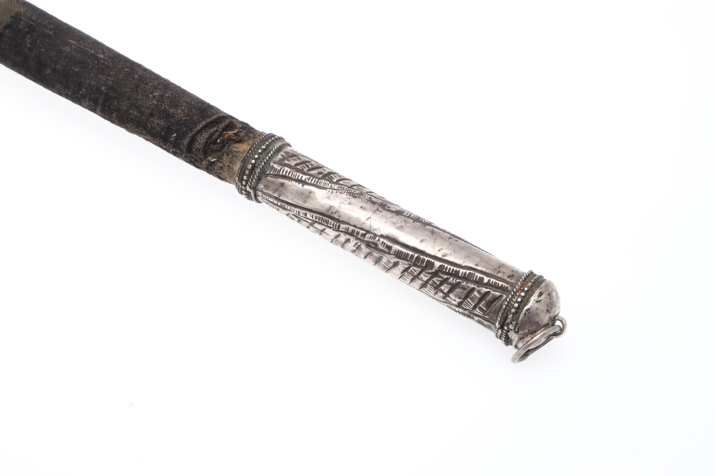 A VERY UNUSUAL SILVER MOUNTED TURKISH PUSIKAN OR GENERAL'S BATON. - Image 8 of 12