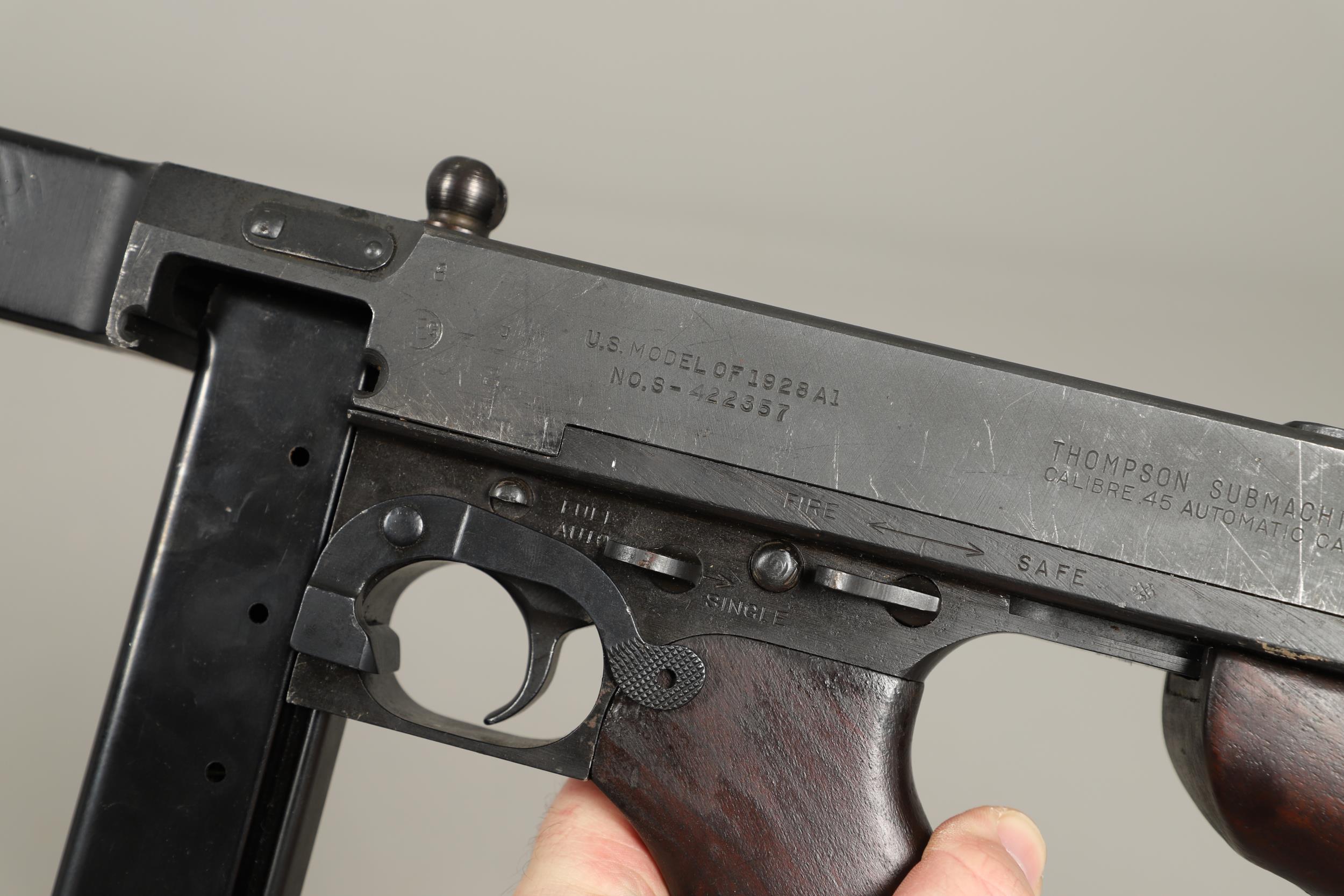 A DEACTIVATED AUTO-ORDNANCE CORPORATION THOMPSON .45 ACP SUBMACHINE GUN. - Image 6 of 29