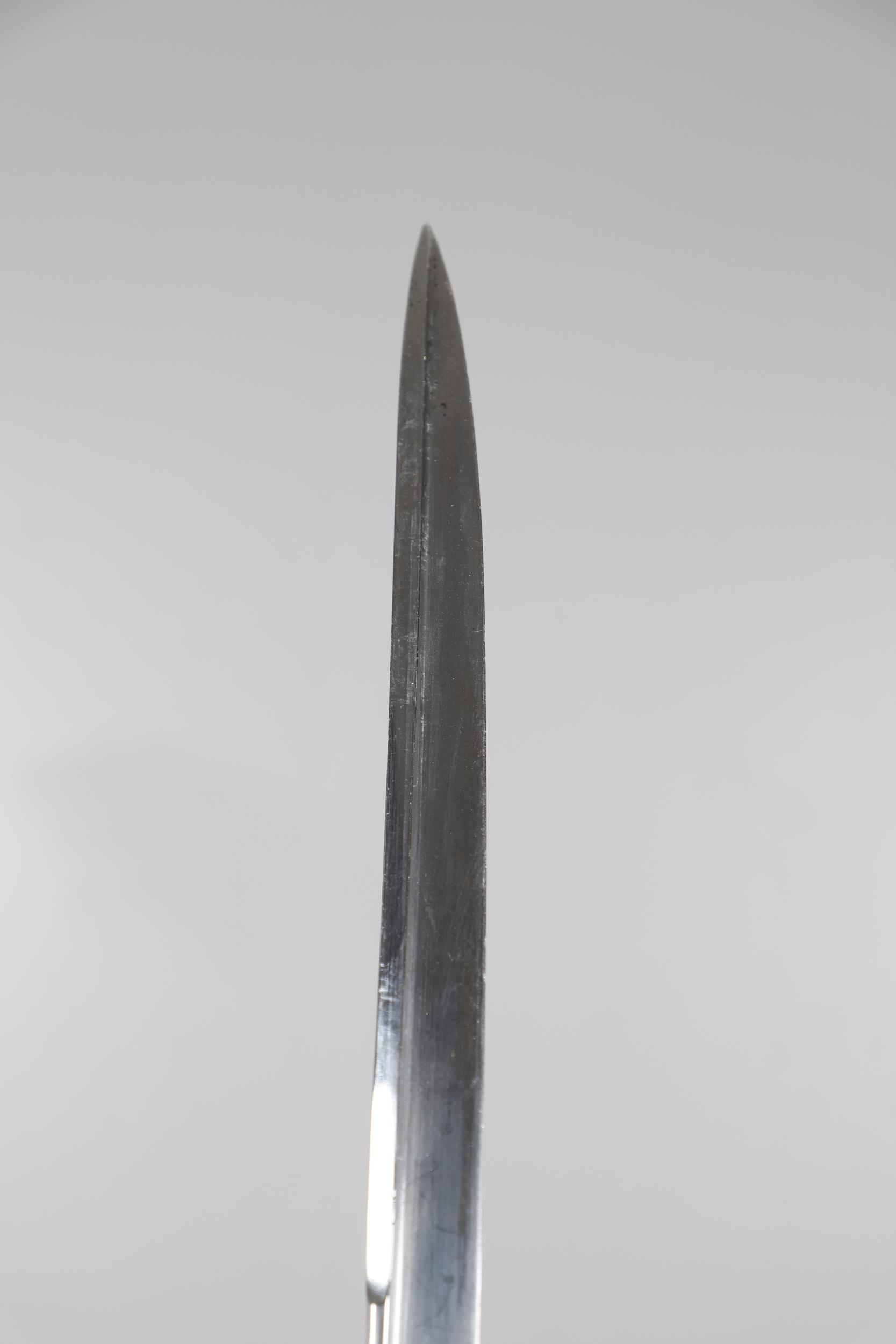 A GEORGE IV 1822 PATTERN HEAVY CAVALRY PATTERN SWORD BY ANDREWS OF PALL MALL. - Image 8 of 12