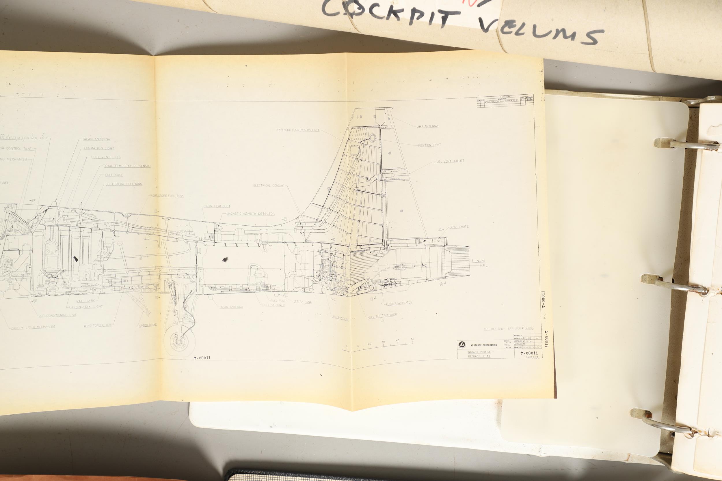 AN INTERESTING COLLECTION OF MILITARY AIRCRAFT PLANS, MANUALS, DOCUMENTS AND OTHER ITEMS. - Image 16 of 28