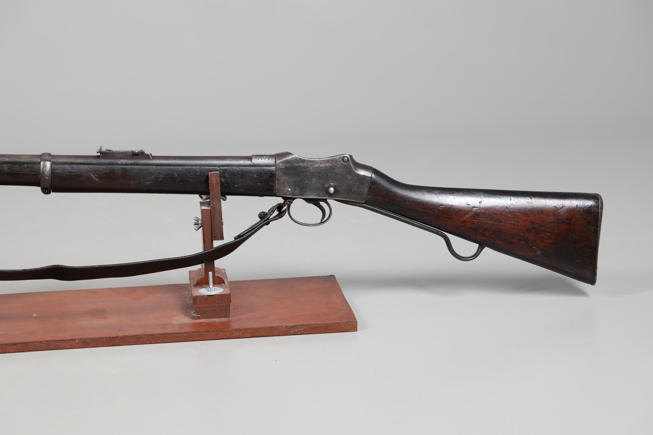 AN ENFIELD MARTINI HENRY MARK IV MILITARY RIFLE. - Image 6 of 21