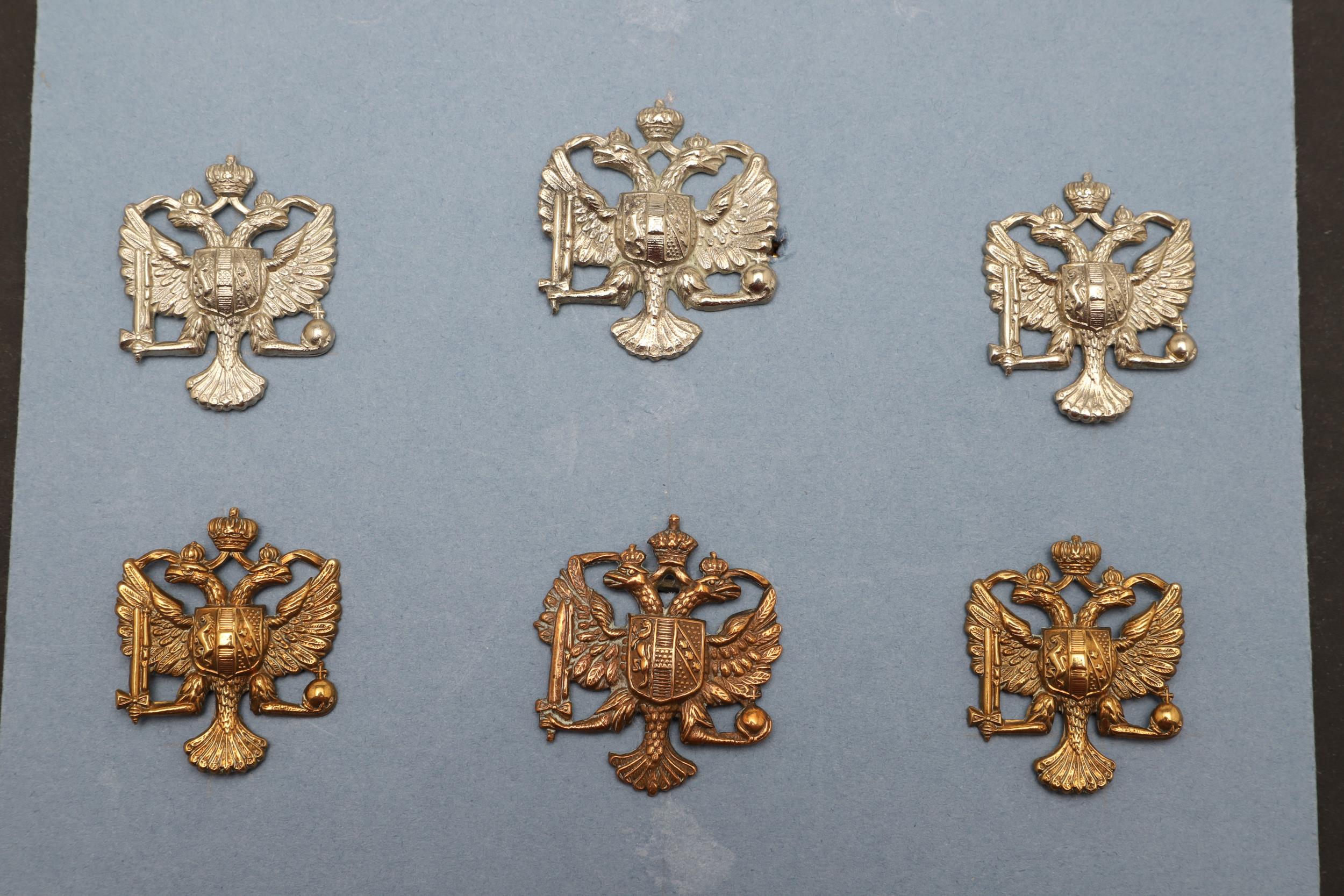 AN INTERESTING COLLECTION OF 1ST KING'S DRAGOON GUARDS CAP AND COLLAR BADGES. - Image 2 of 4