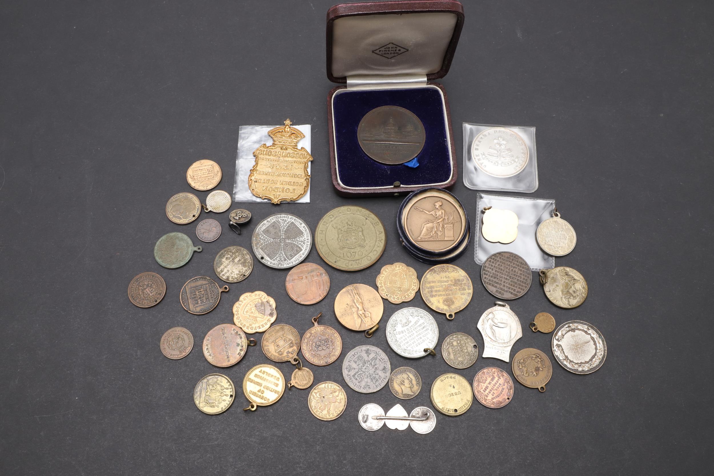 A COLLECTION OF COMMEMORATIVE AND SPORTING MEDALS. - Image 11 of 15